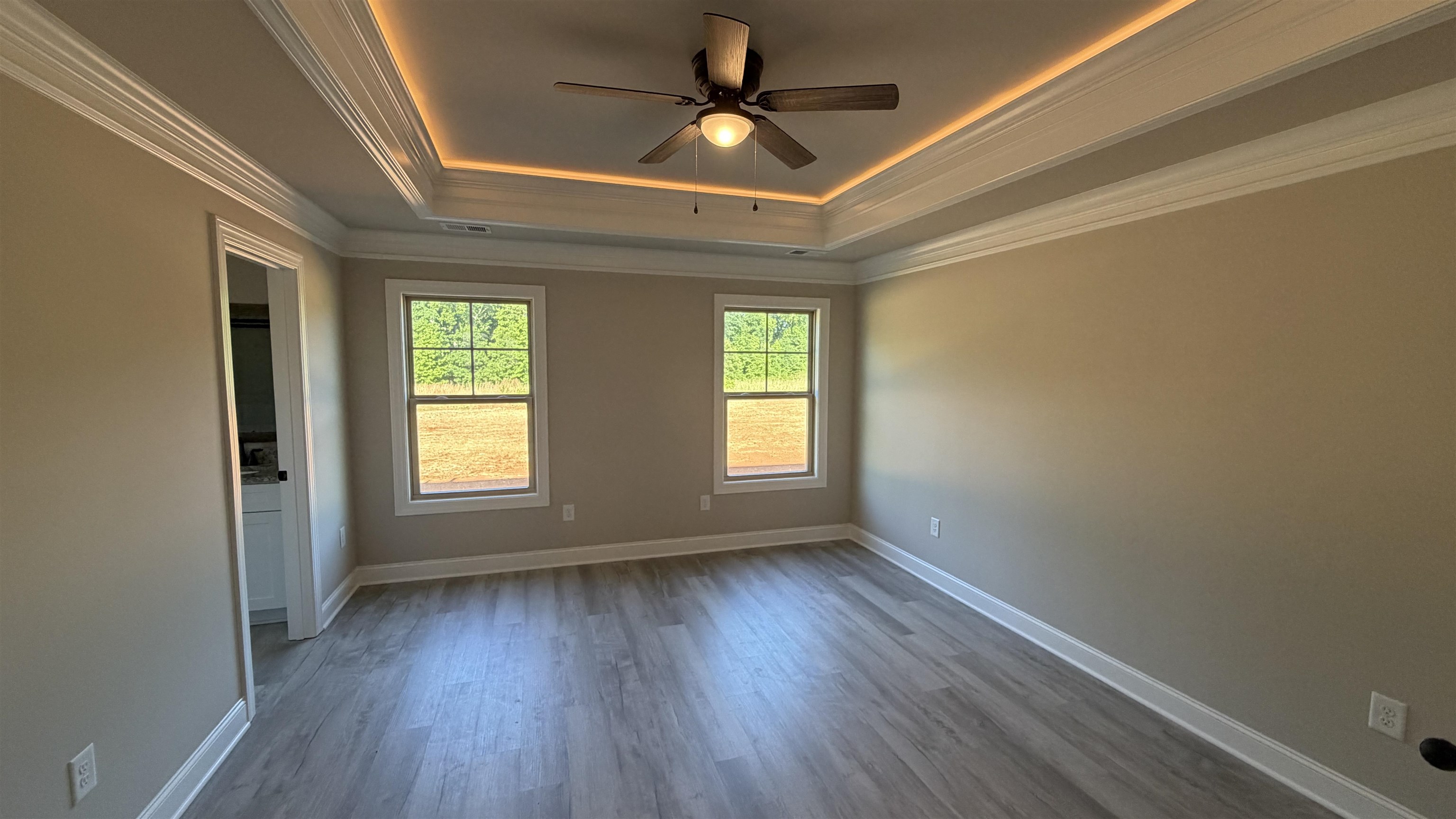 1079 N Green River Property Photo 7