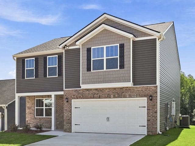 576 Landseer Drive Property Photo 2