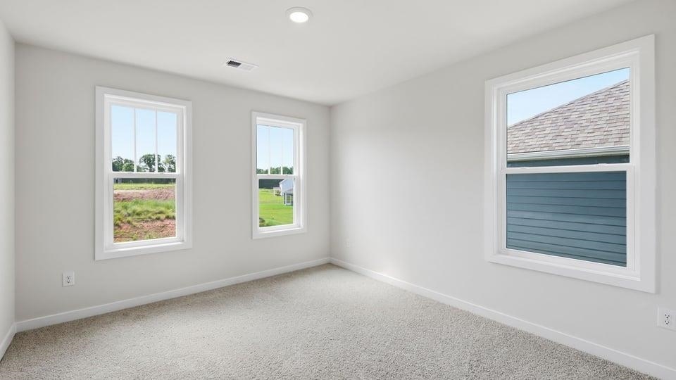 496 Inchmore Drive Property Photo 23