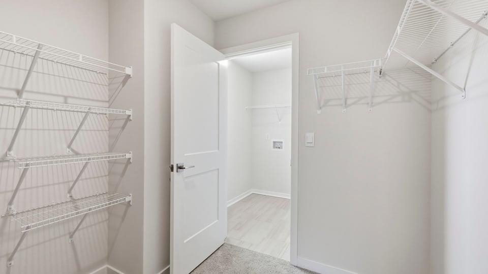 496 Inchmore Drive Property Photo 37
