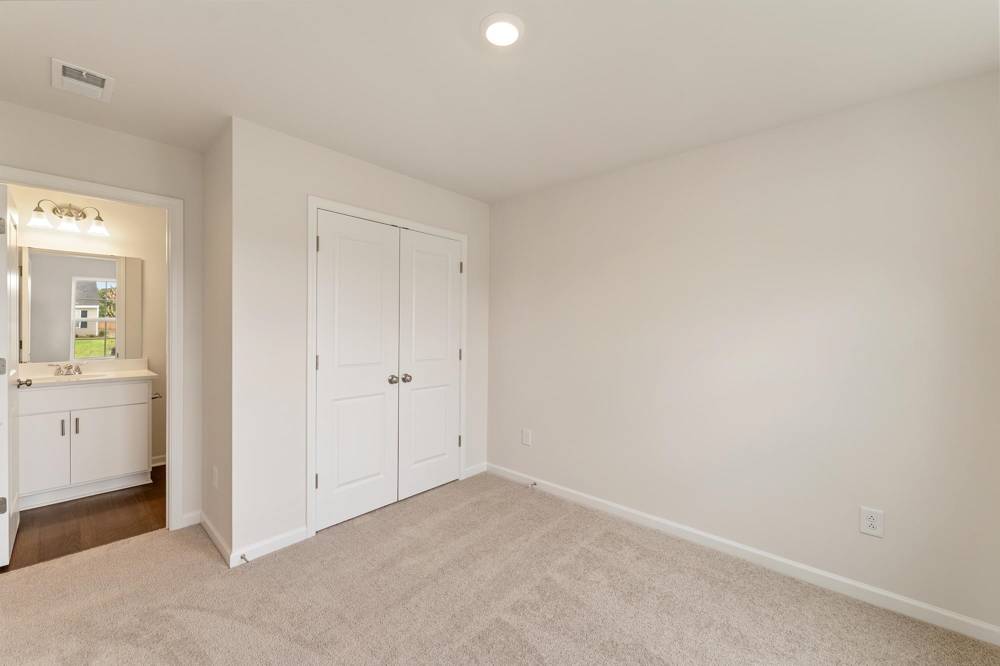 167 Cloverfield Lane Property Photo 11