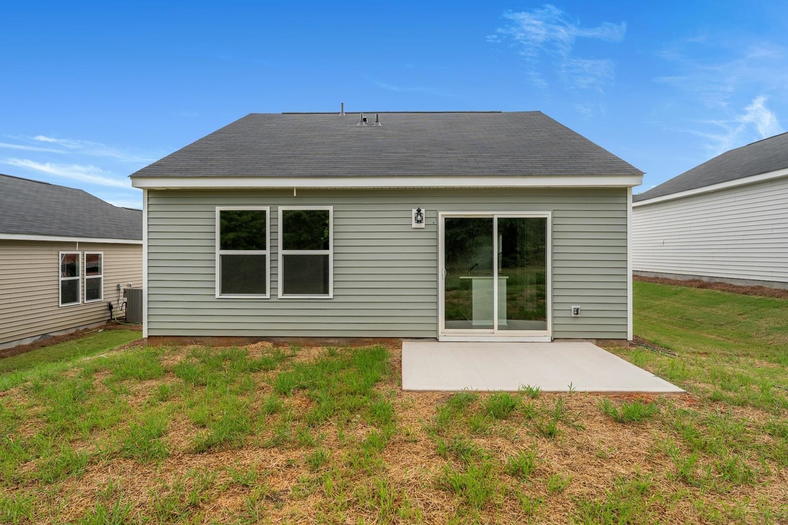 155 Cloverfield Lane Property Photo 15