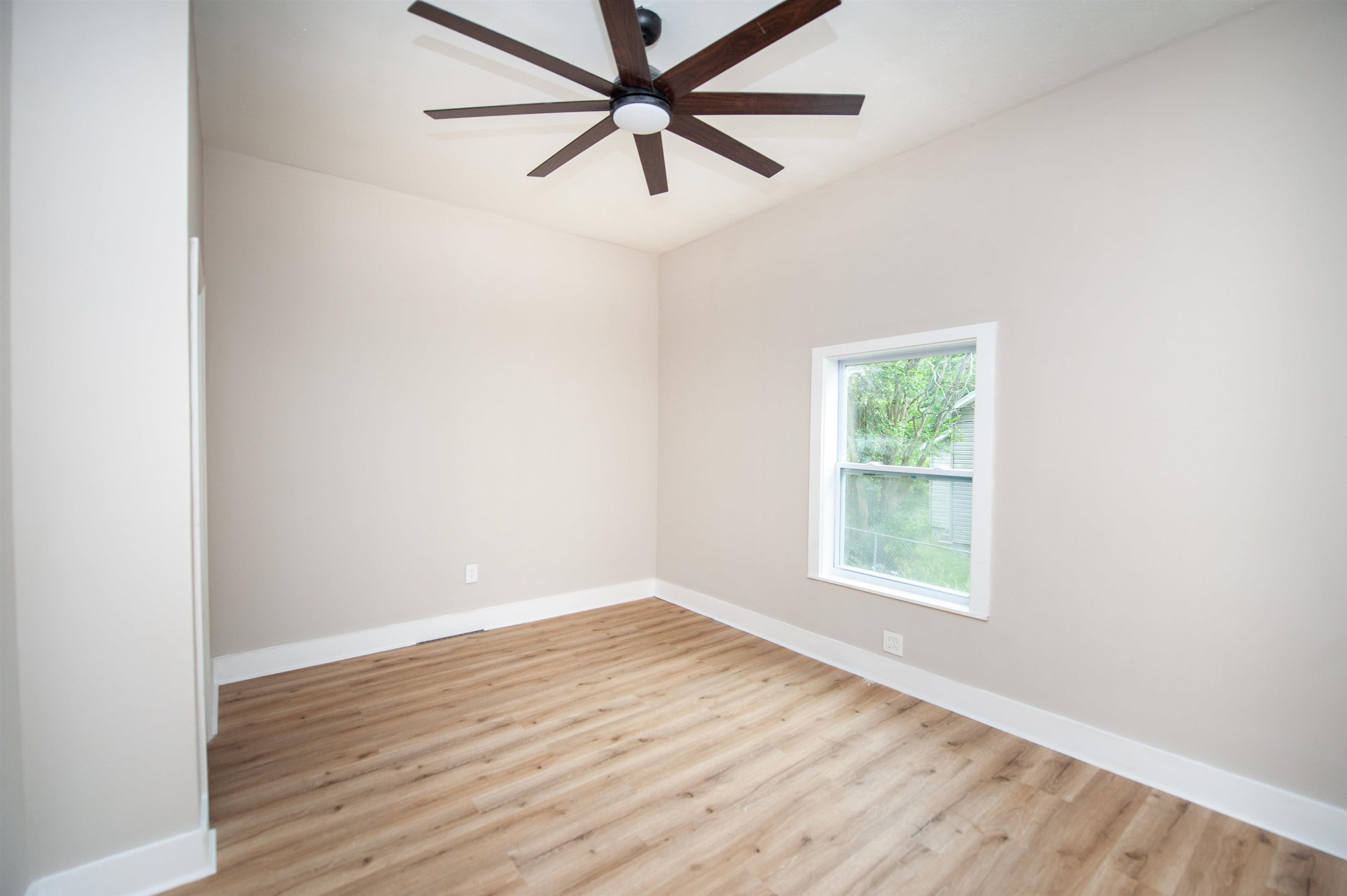 41 2nd Street Property Photo 6