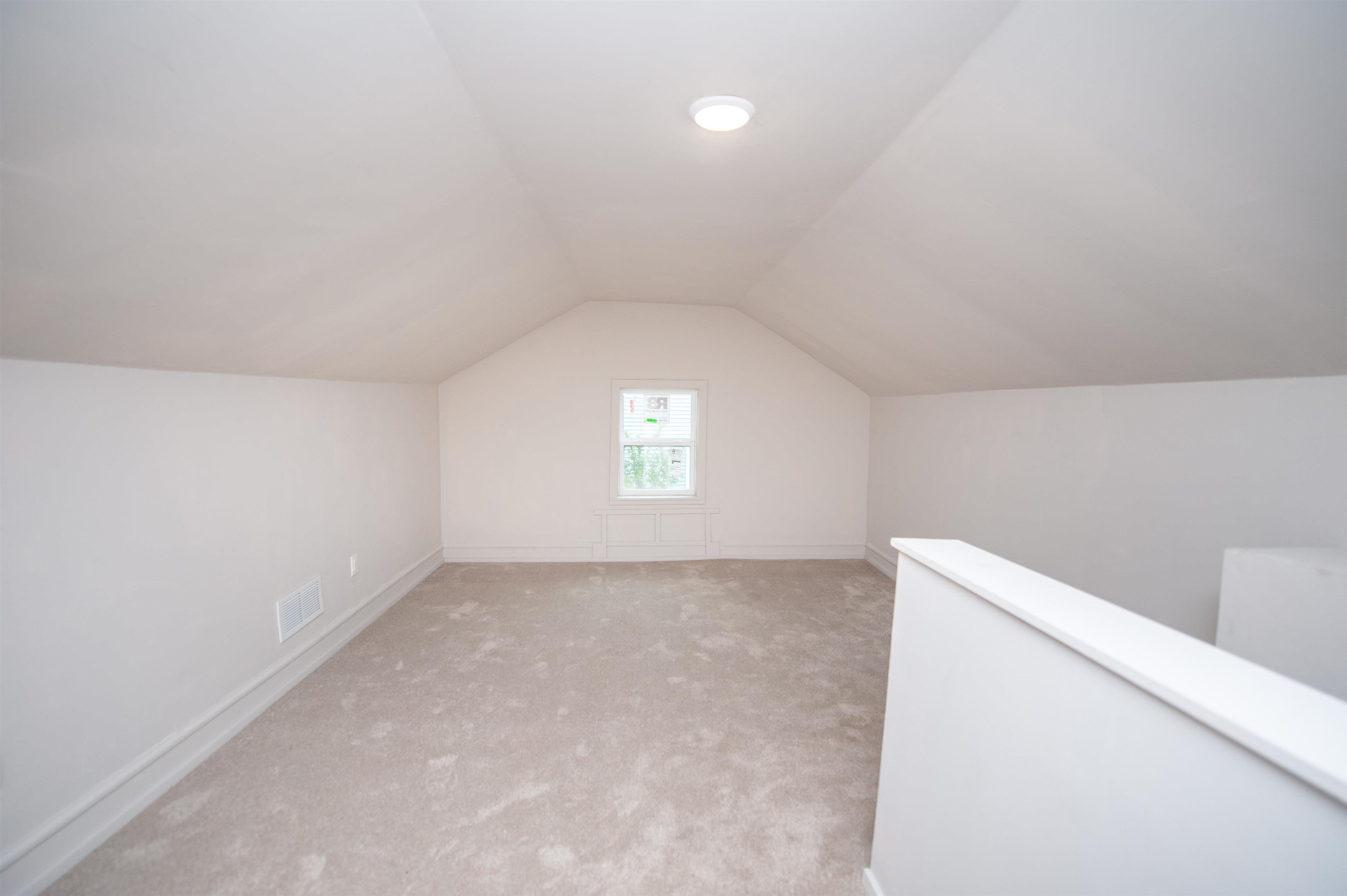 41 2nd Street Property Photo 19