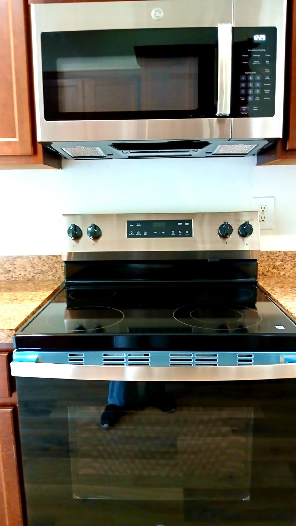 533 E Heatherstone Lane Property Photo 6