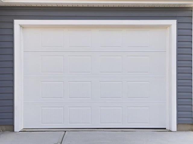 1216 Golf Drive Property Photo 3
