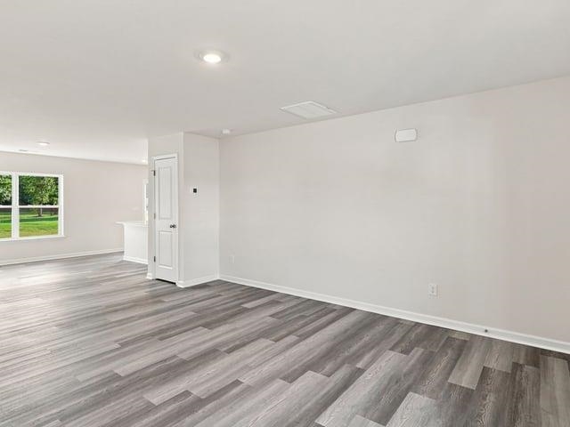 1216 Golf Drive Property Photo 8