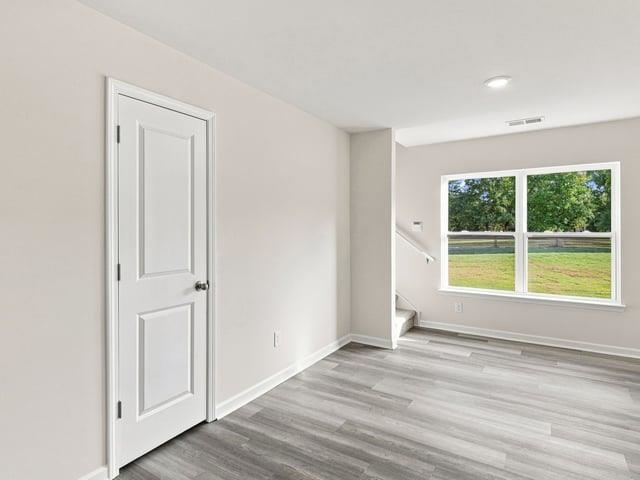 1216 Golf Drive Property Photo 9