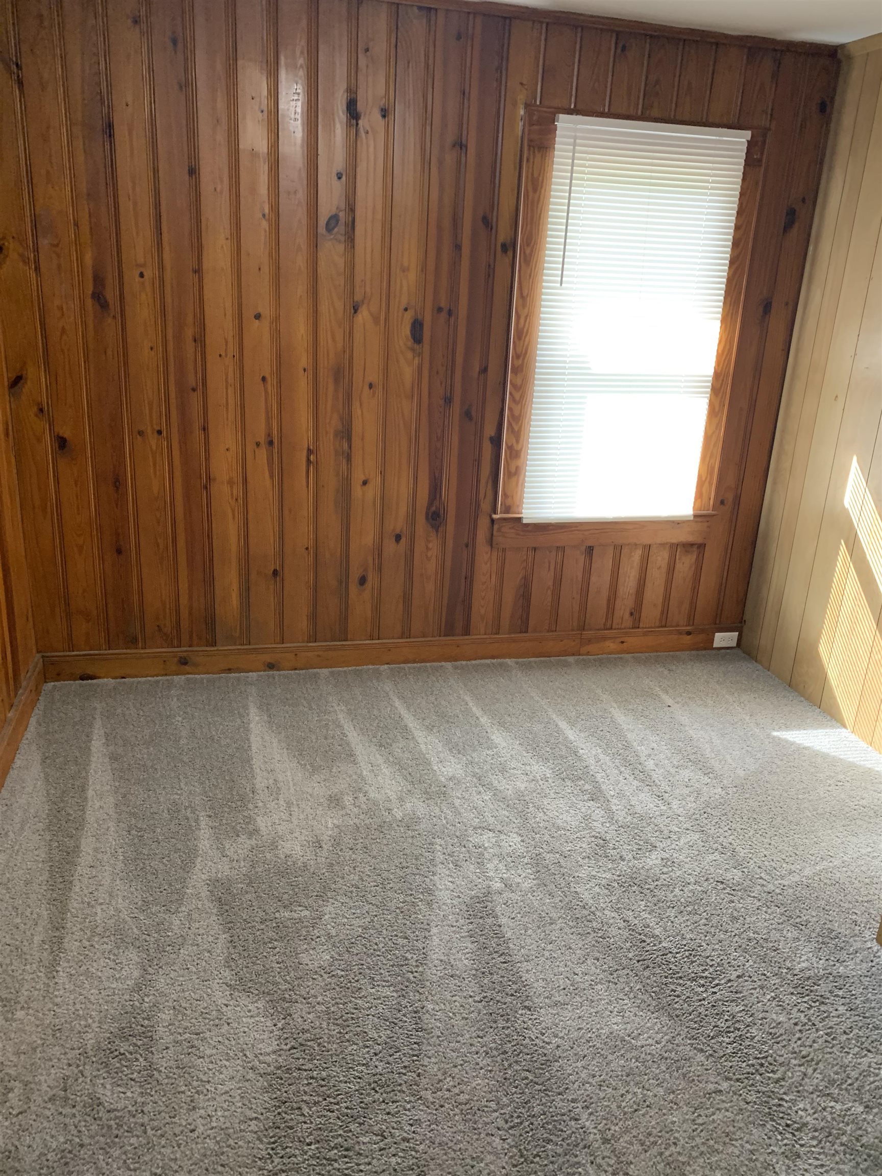 900 S Limestone Street Street Property Photo 7