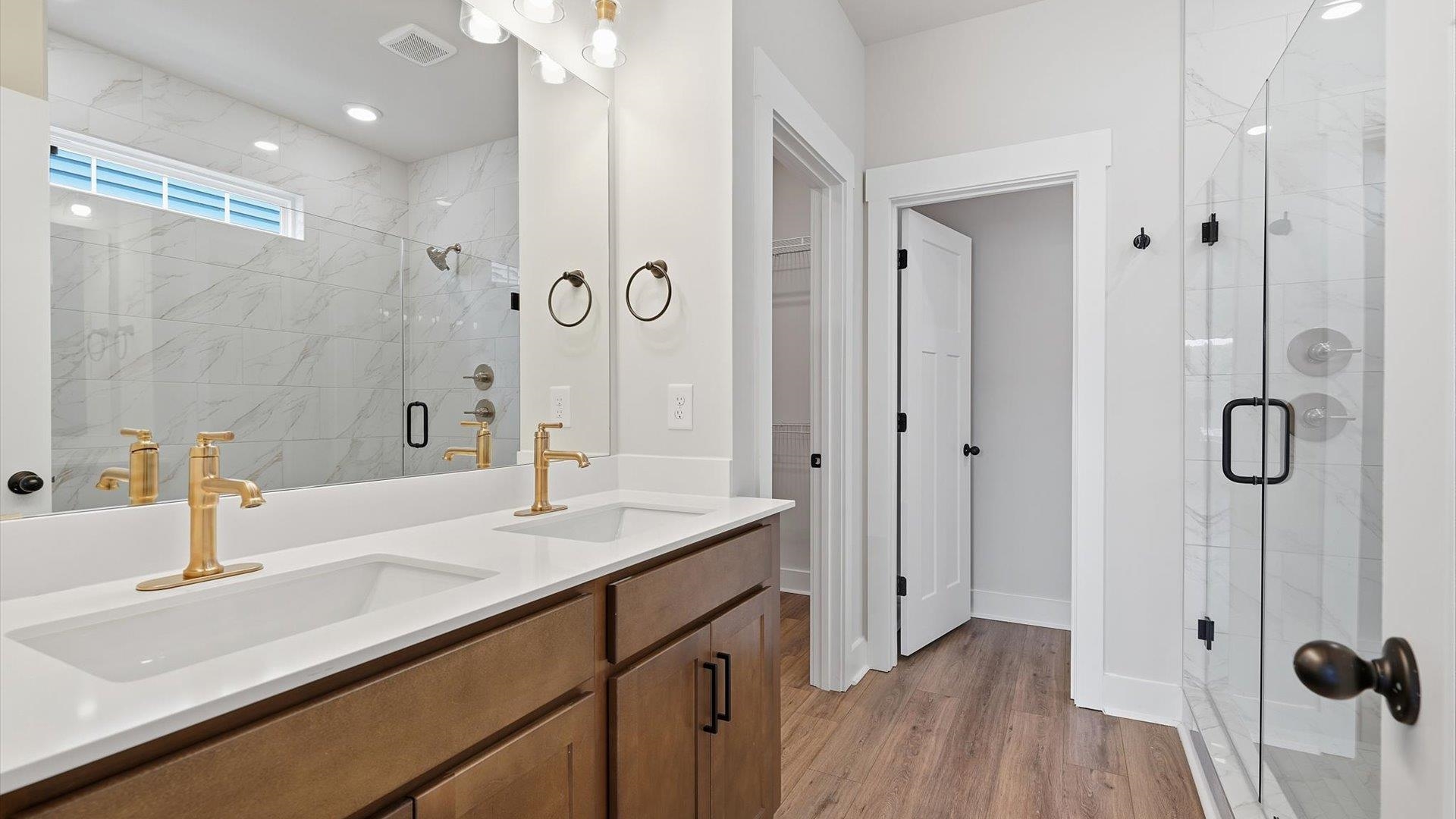 1005 Meadow Rue Court Property Photo 16