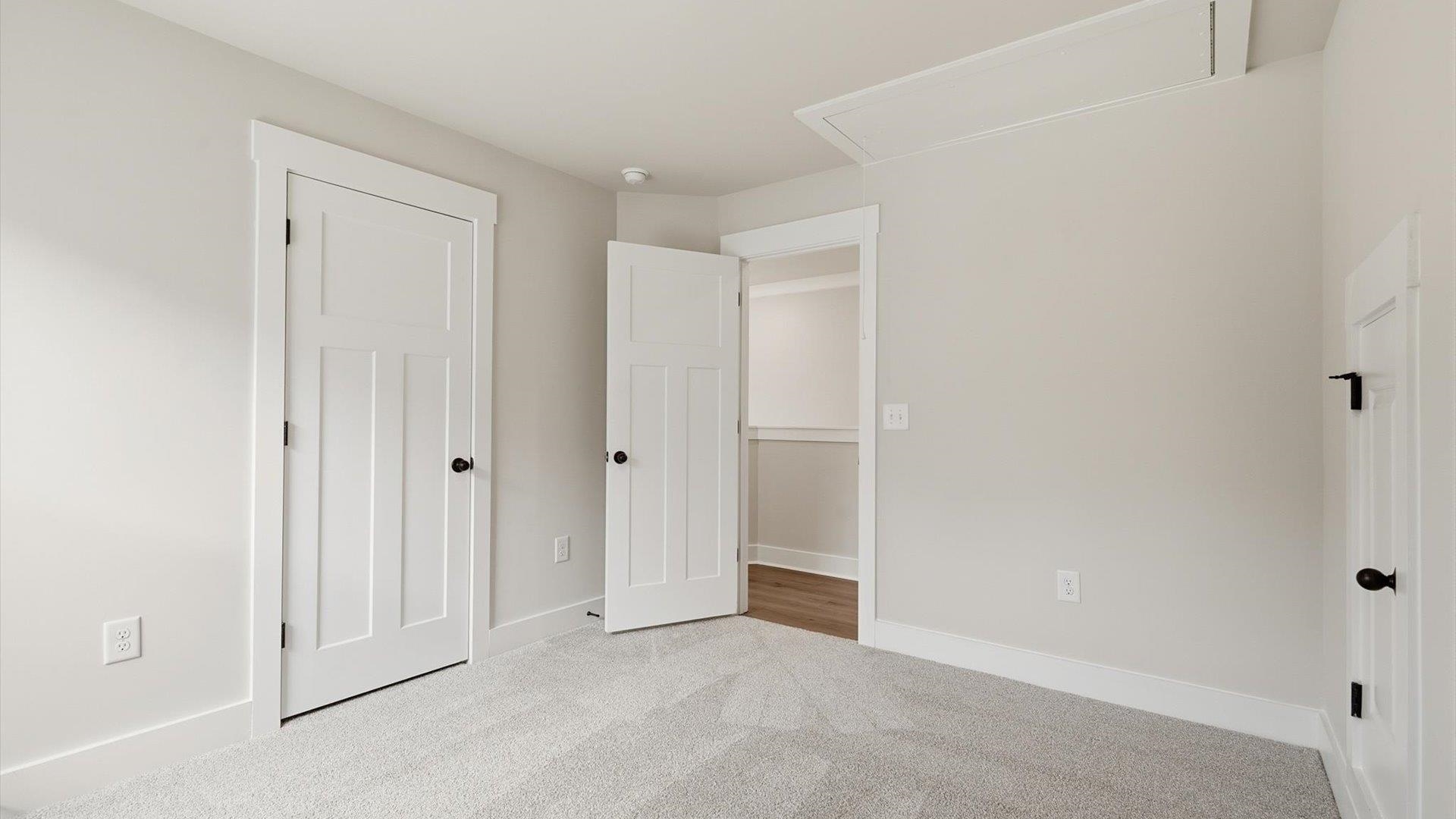 1005 Meadow Rue Court Property Photo 25