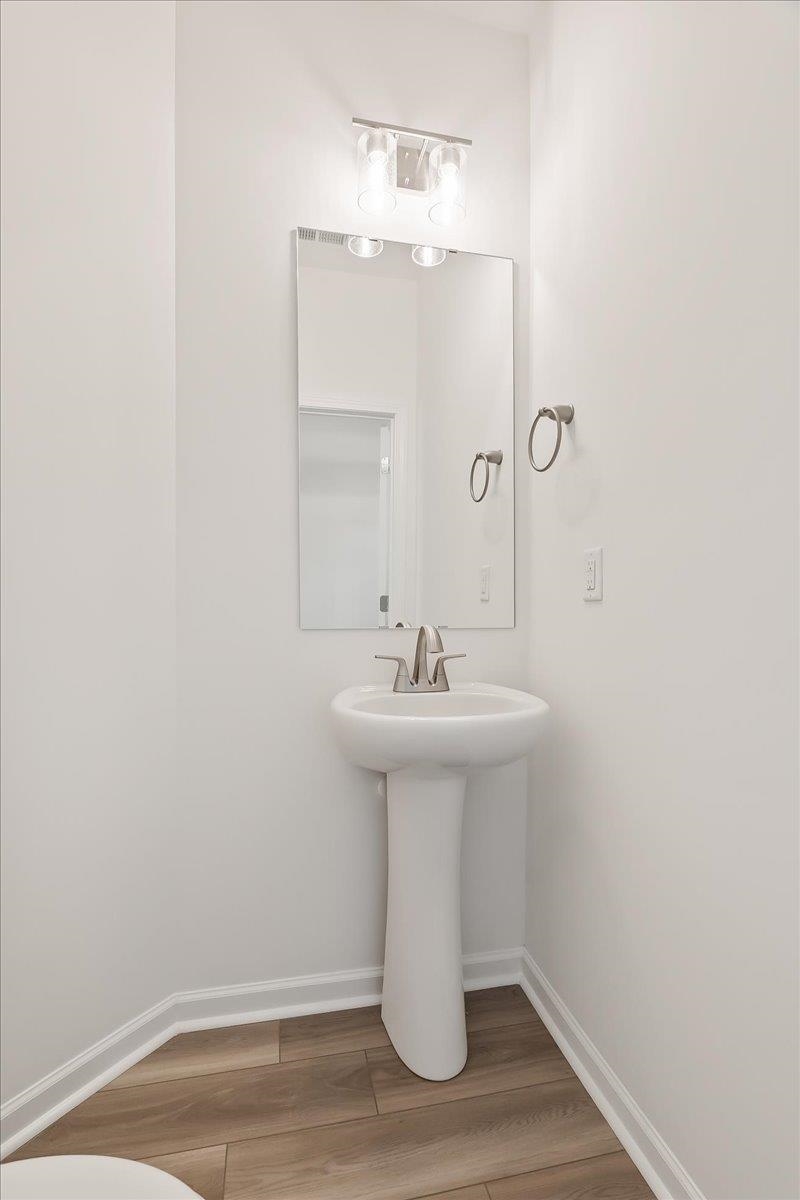 2045 Halton Oaks Drive Property Photo 11