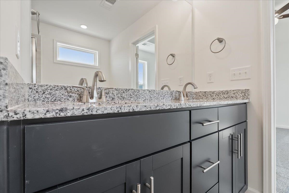 2045 Halton Oaks Drive Property Photo 18