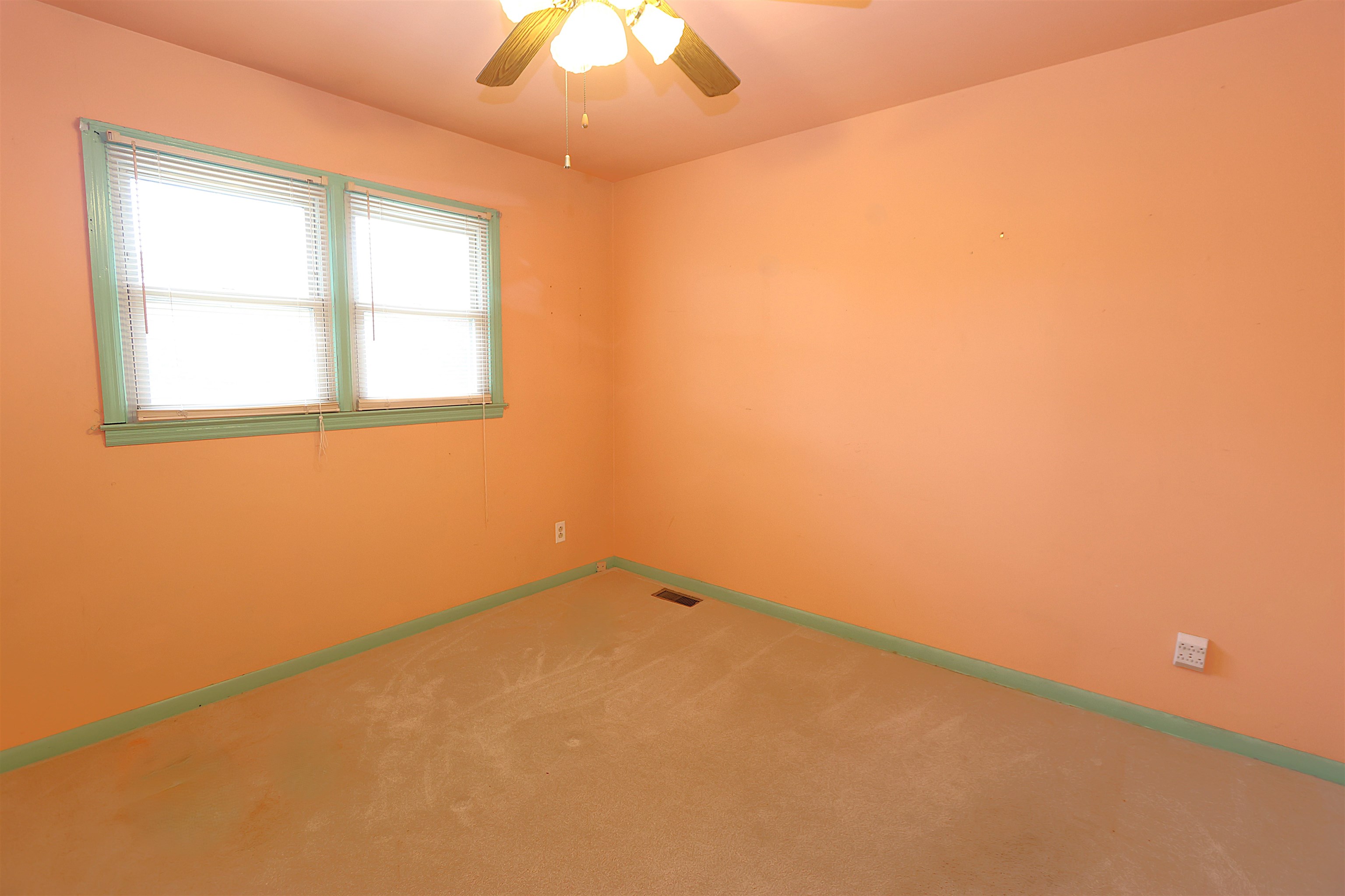 127 Norris Court Property Photo 20