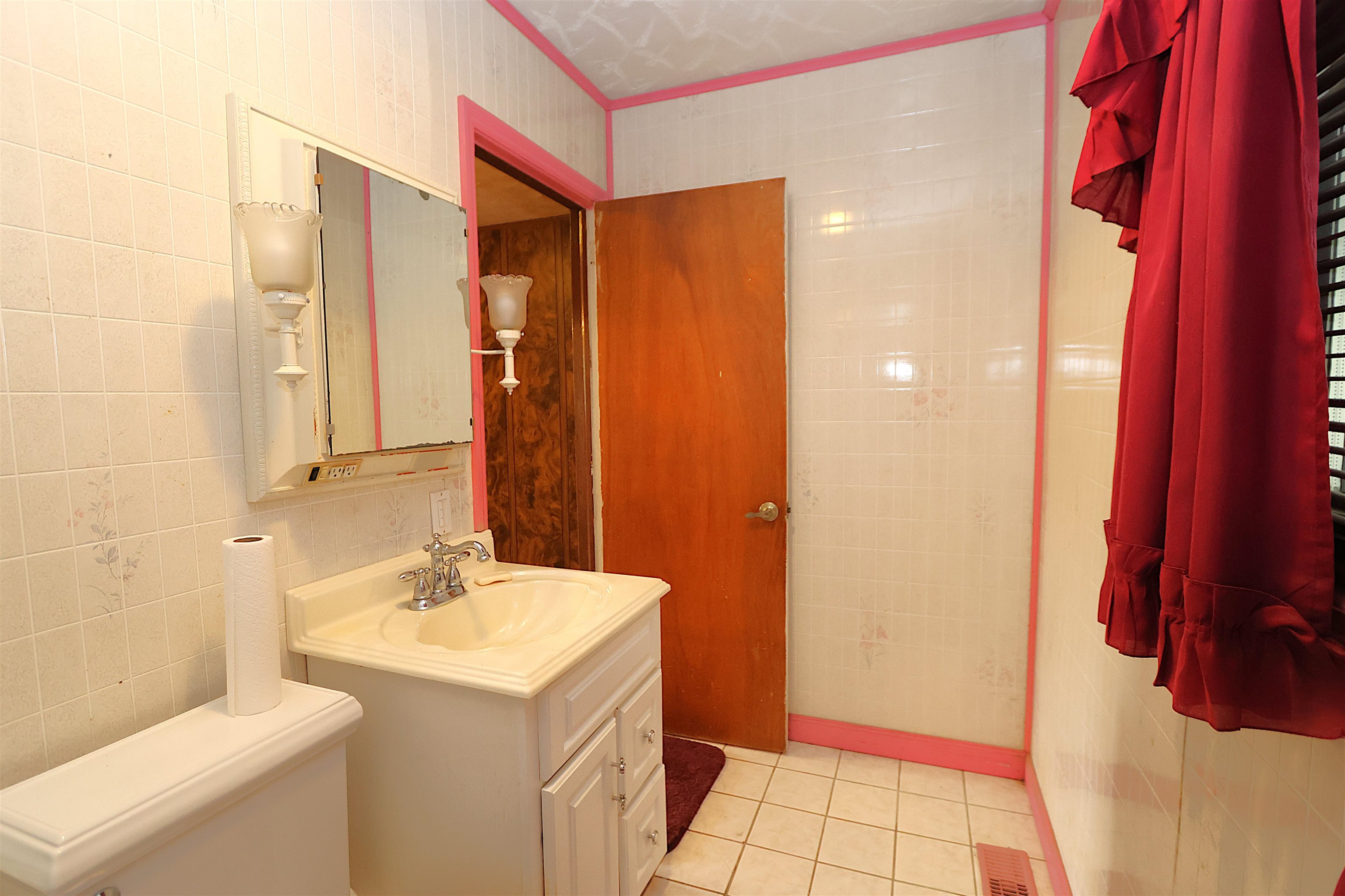 127 Norris Court Property Photo 31