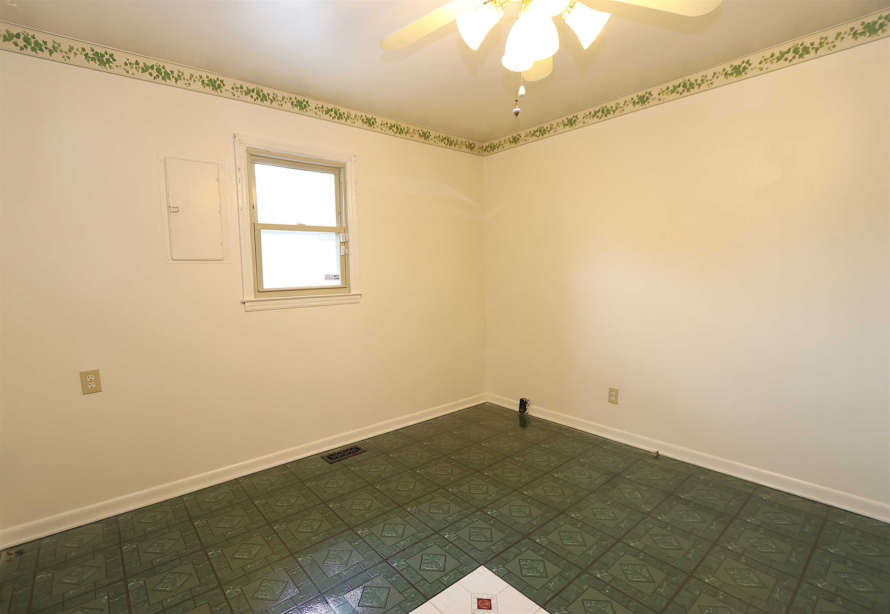 127 Norris Court Property Photo 35