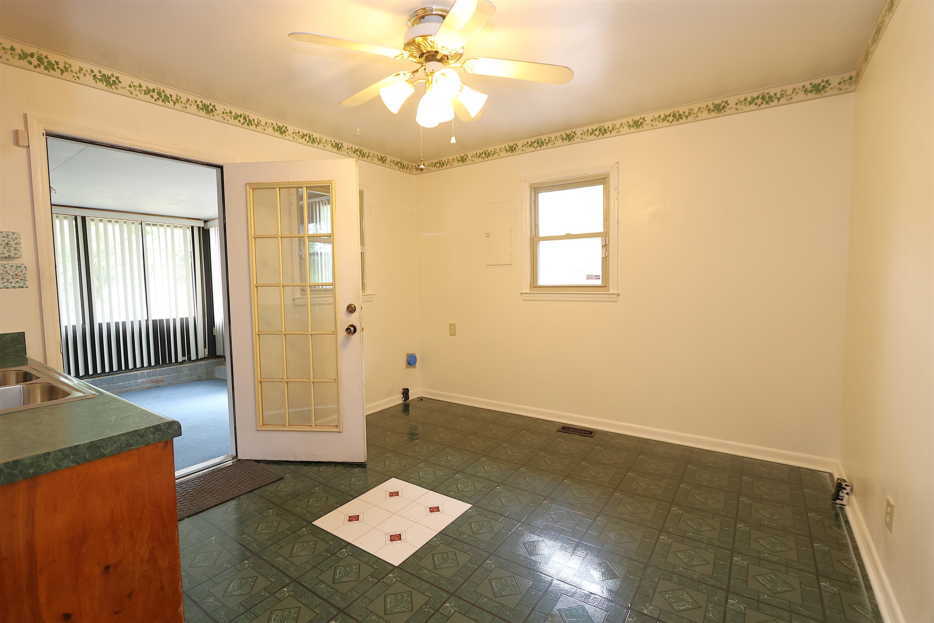 127 Norris Court Property Photo 36