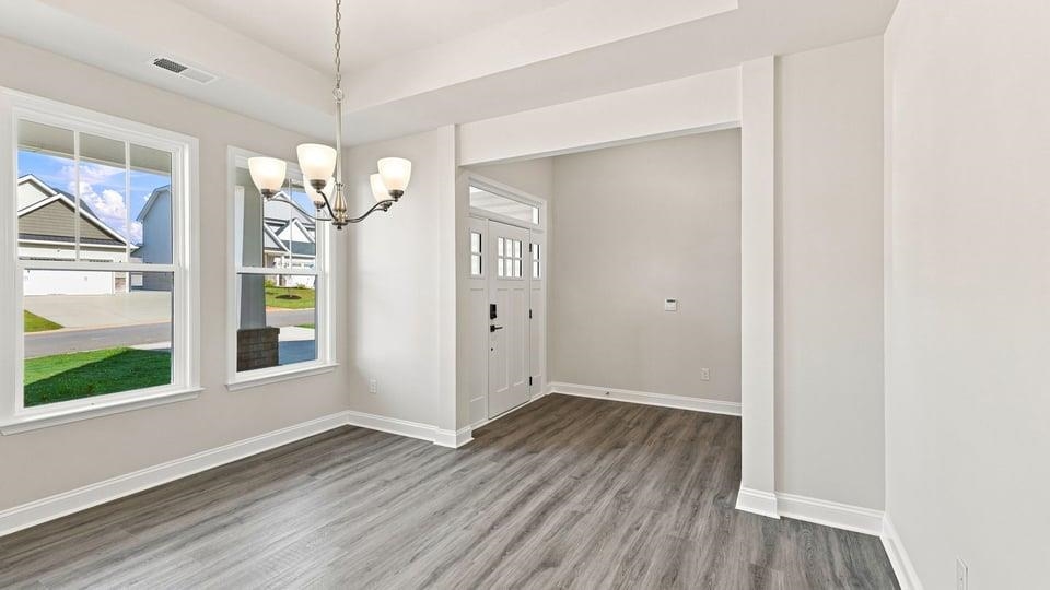 557 Woodcot Drive Property Photo 8