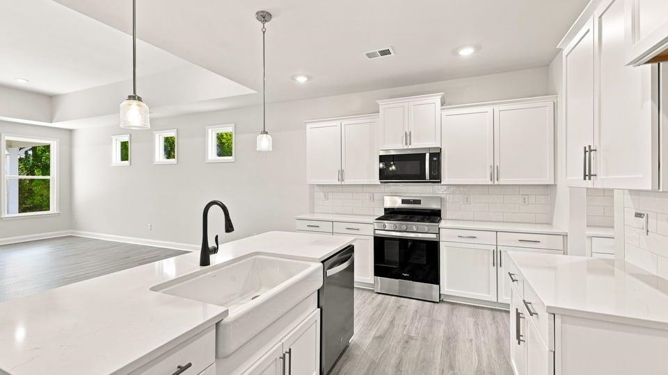 557 Woodcot Drive Property Photo 13