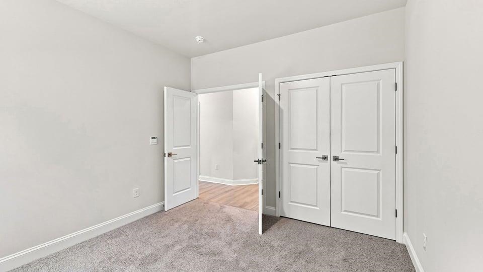 557 Woodcot Drive Property Photo 22