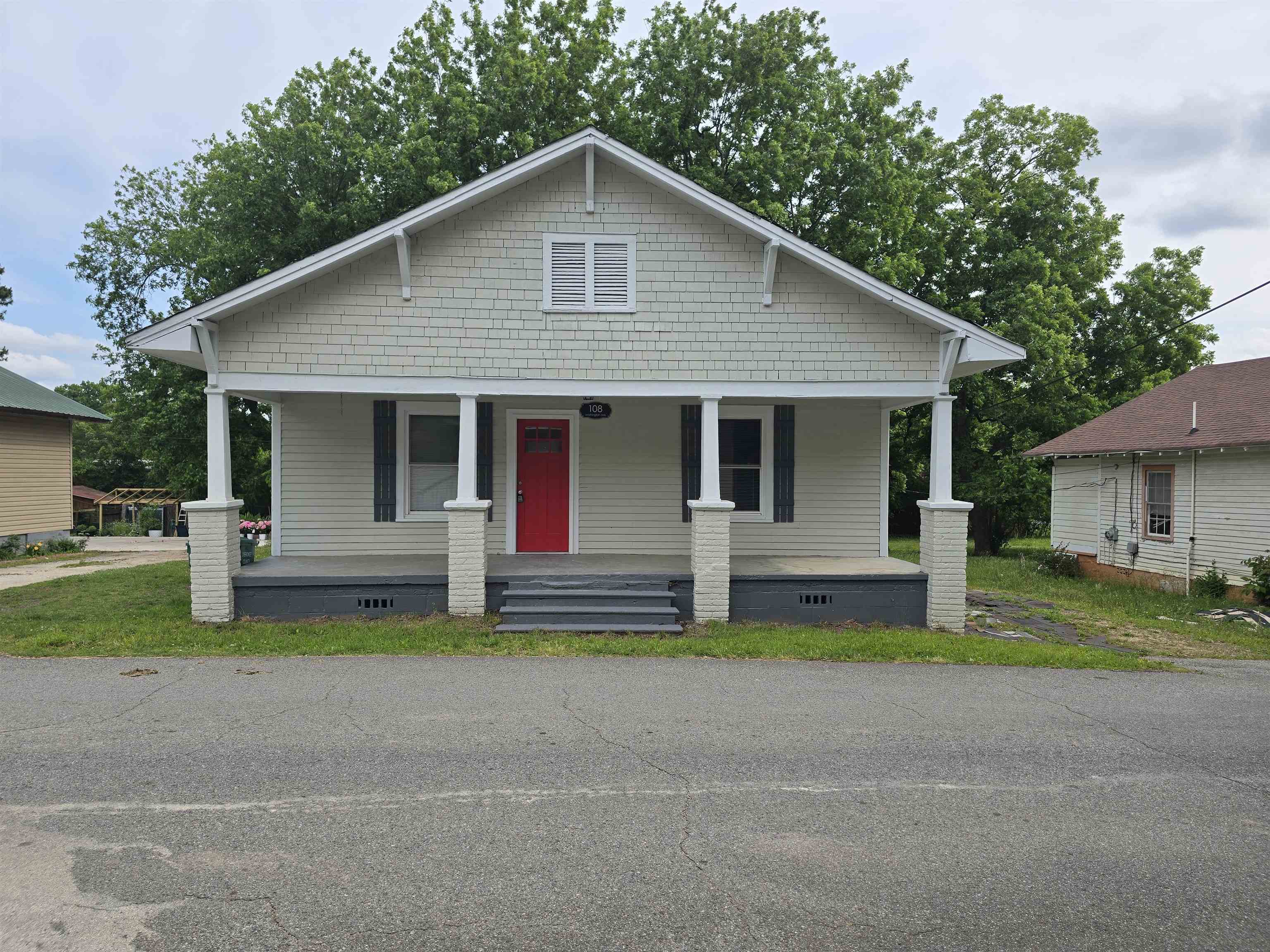 108 Washington Avenue Property Photo 2