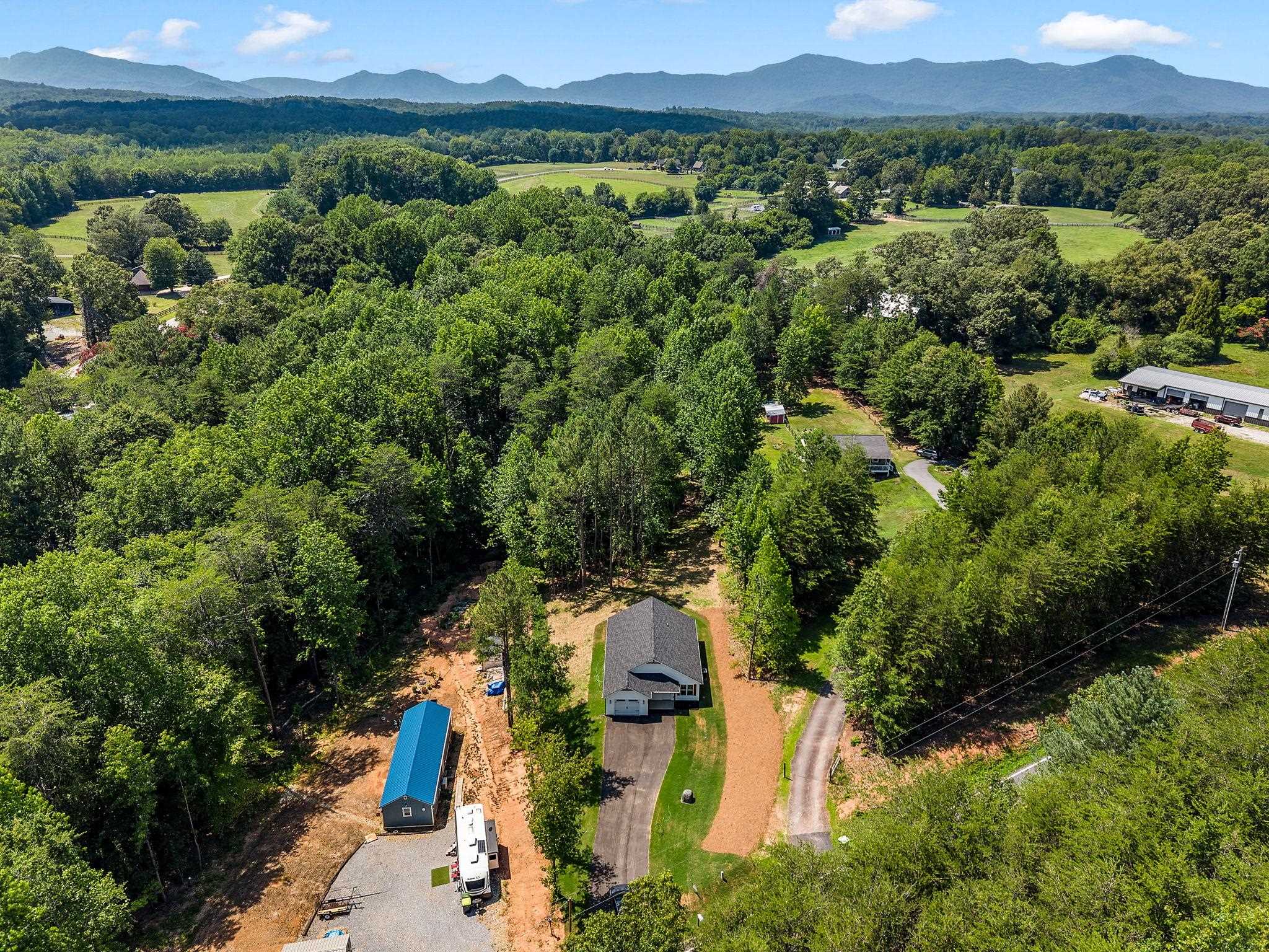 1075 E Prince Road Property Photo 2
