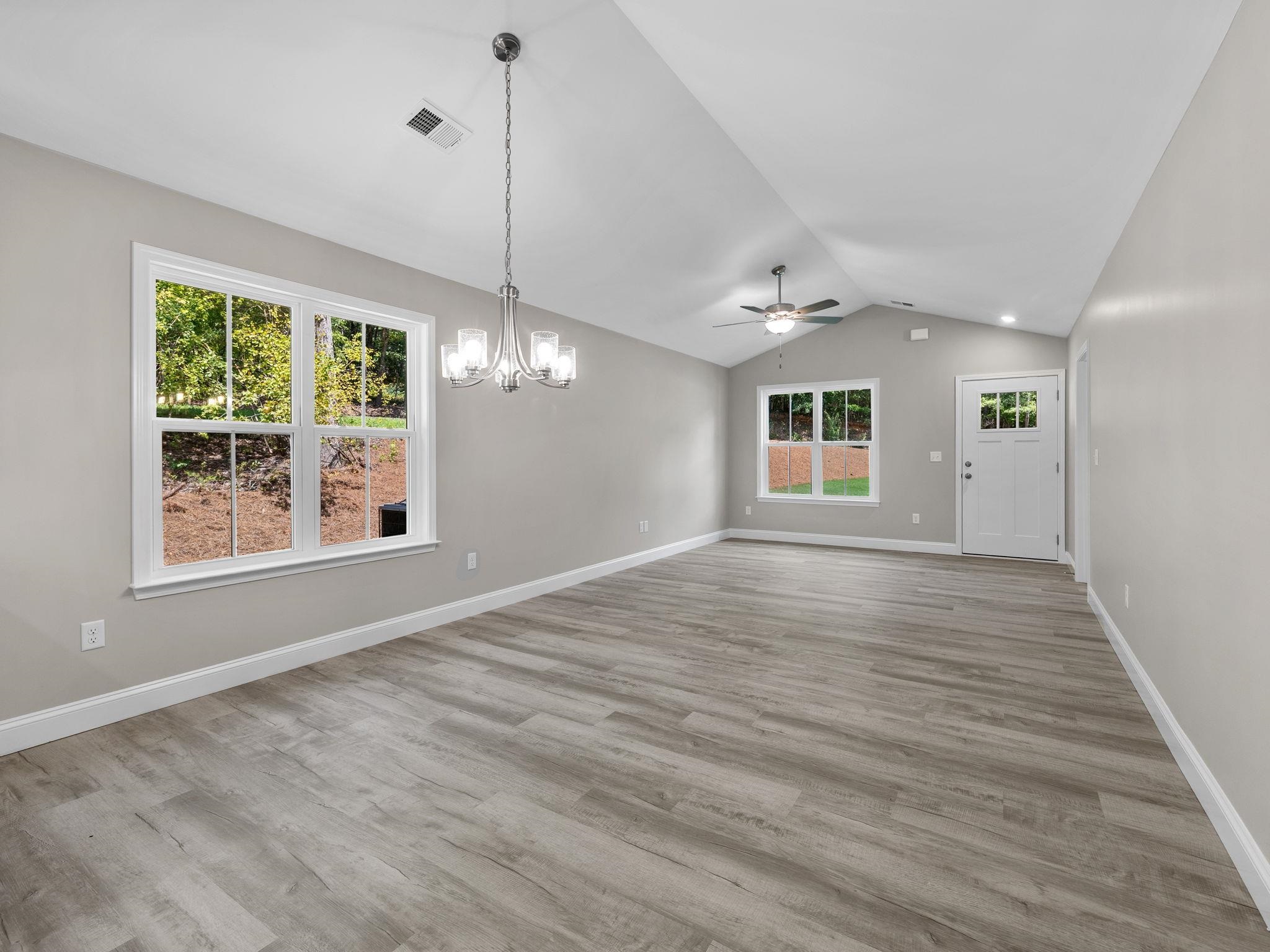 1075 E Prince Road Property Photo 12