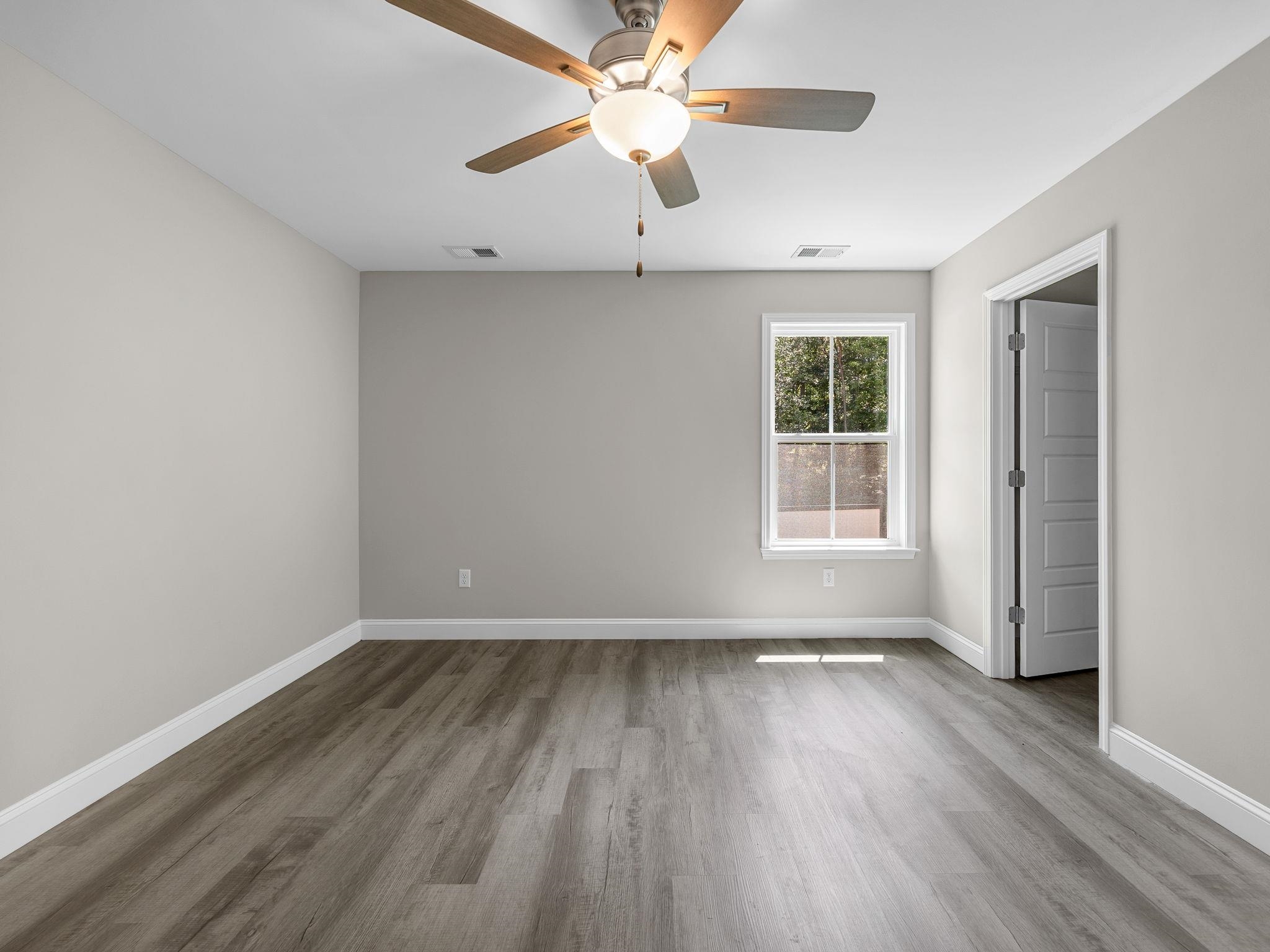 1075 E Prince Road Property Photo 19
