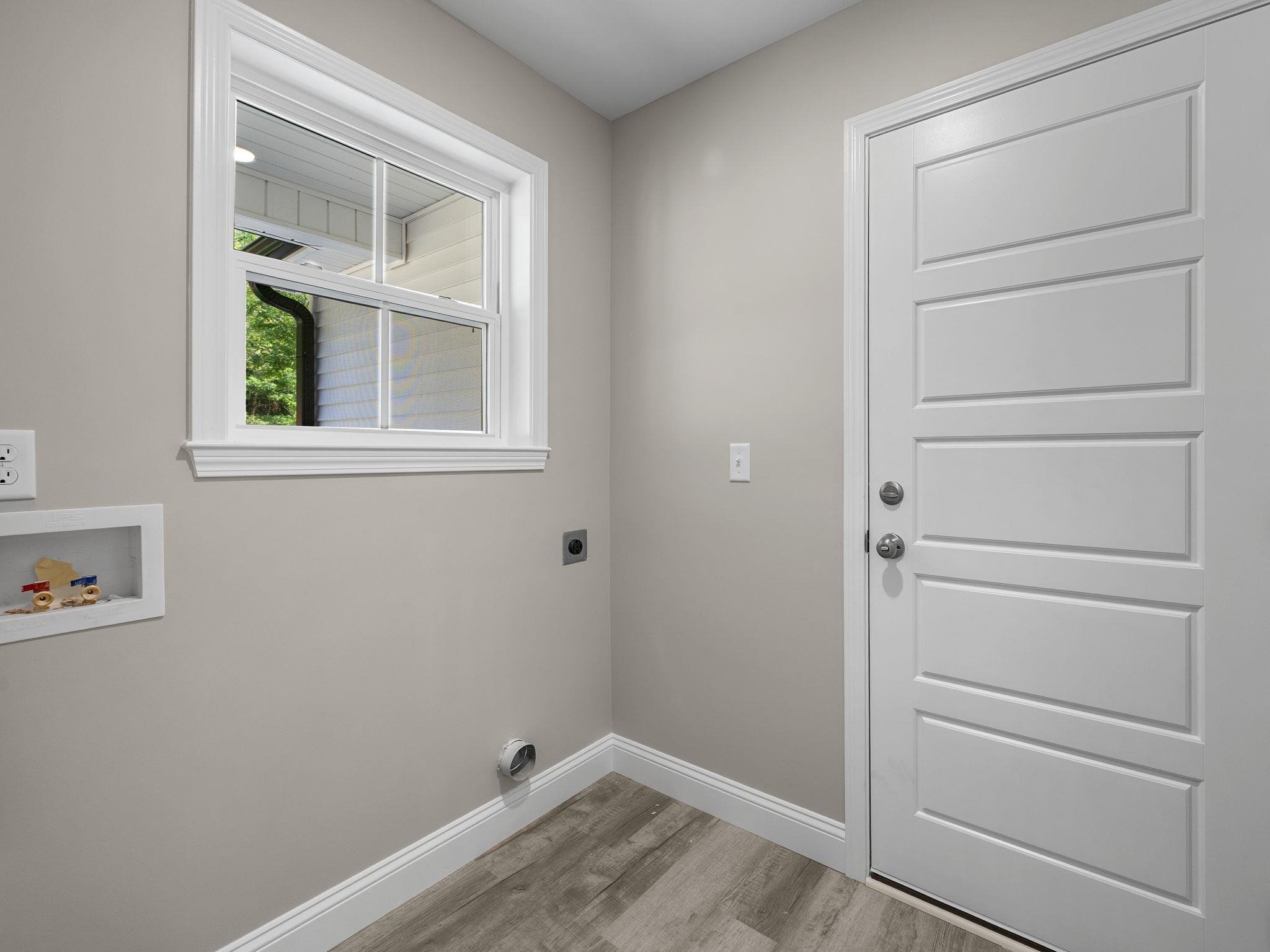 1075 E Prince Road Property Photo 28