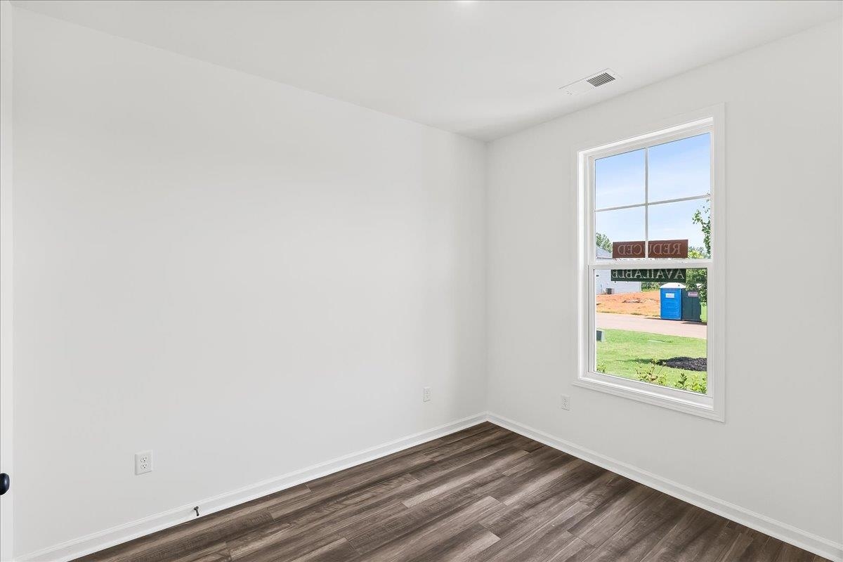 188 Hunter Ridge Drive Property Photo 4