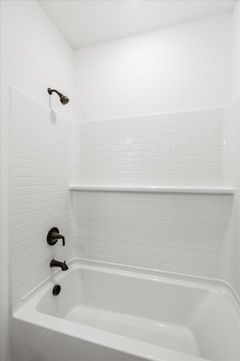 188 Hunter Ridge Drive Property Photo 7