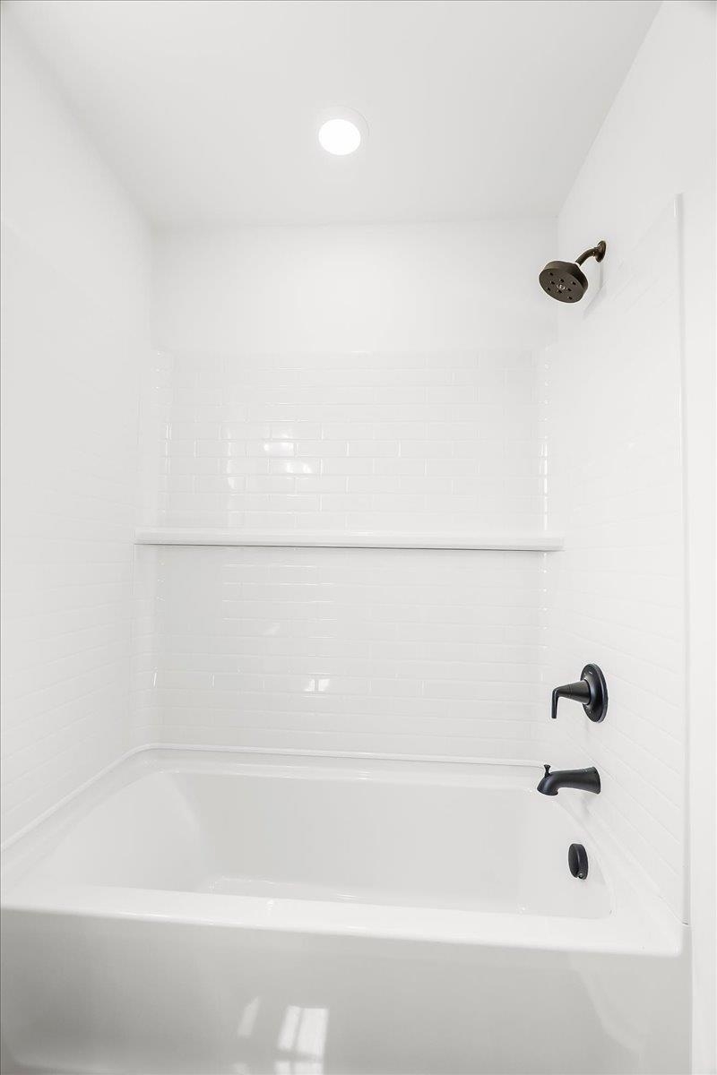 188 Hunter Ridge Drive Property Photo 28