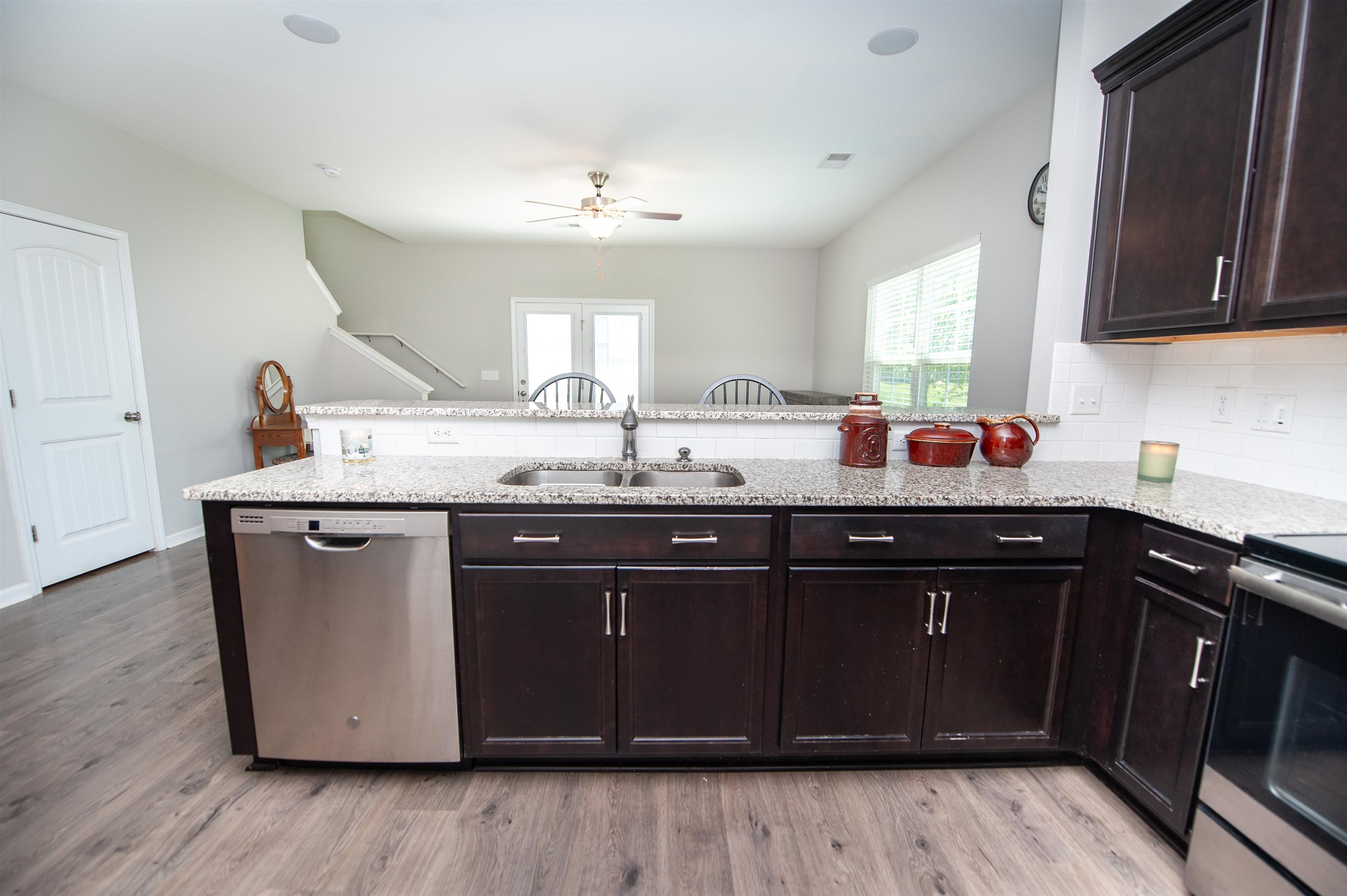 436 N Ivestor Court Property Photo 6