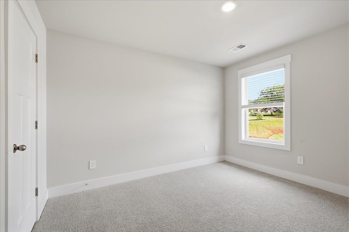 423 Ragland Avenue Property Photo 23