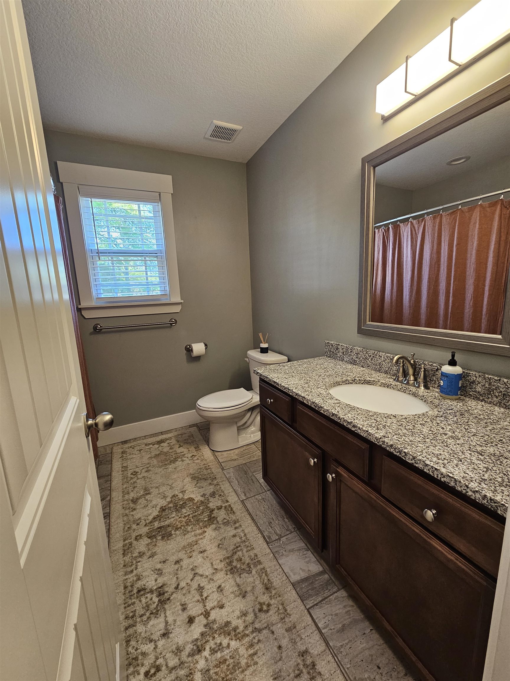 1693 Hannon Road Property Photo 11