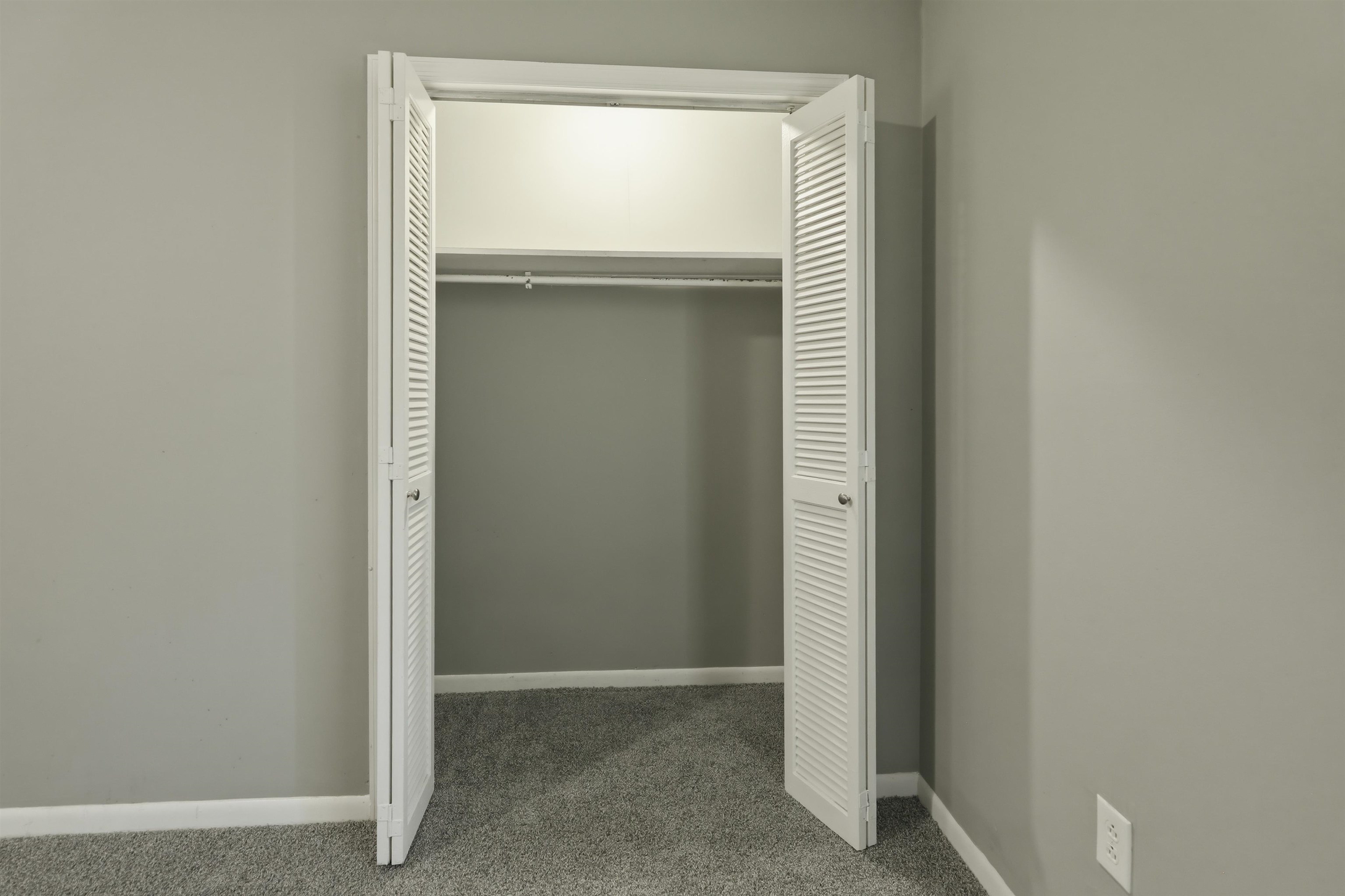110 Brandywine Lane Property Photo 4