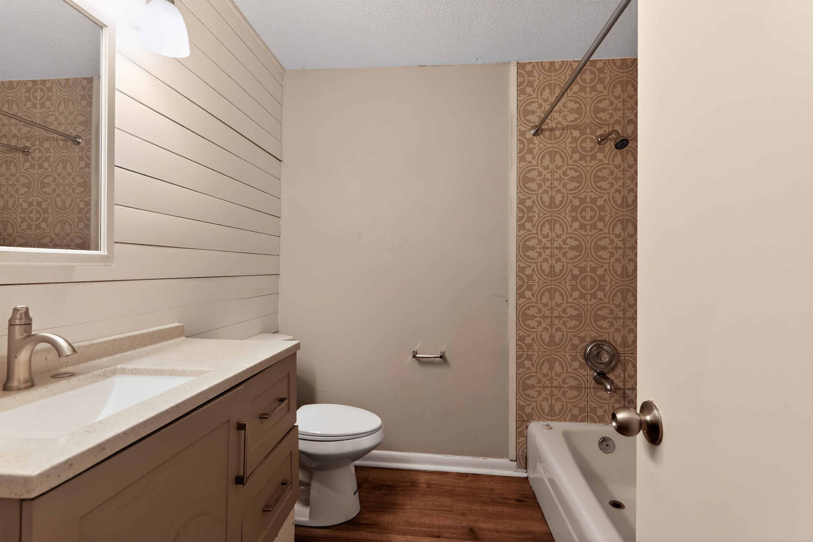 308 Willow Oaks Dr Drive Property Photo 6