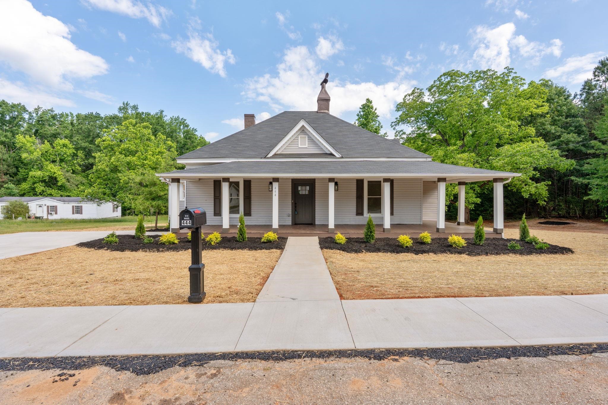 444 W Peachtree Street Property Photo 11