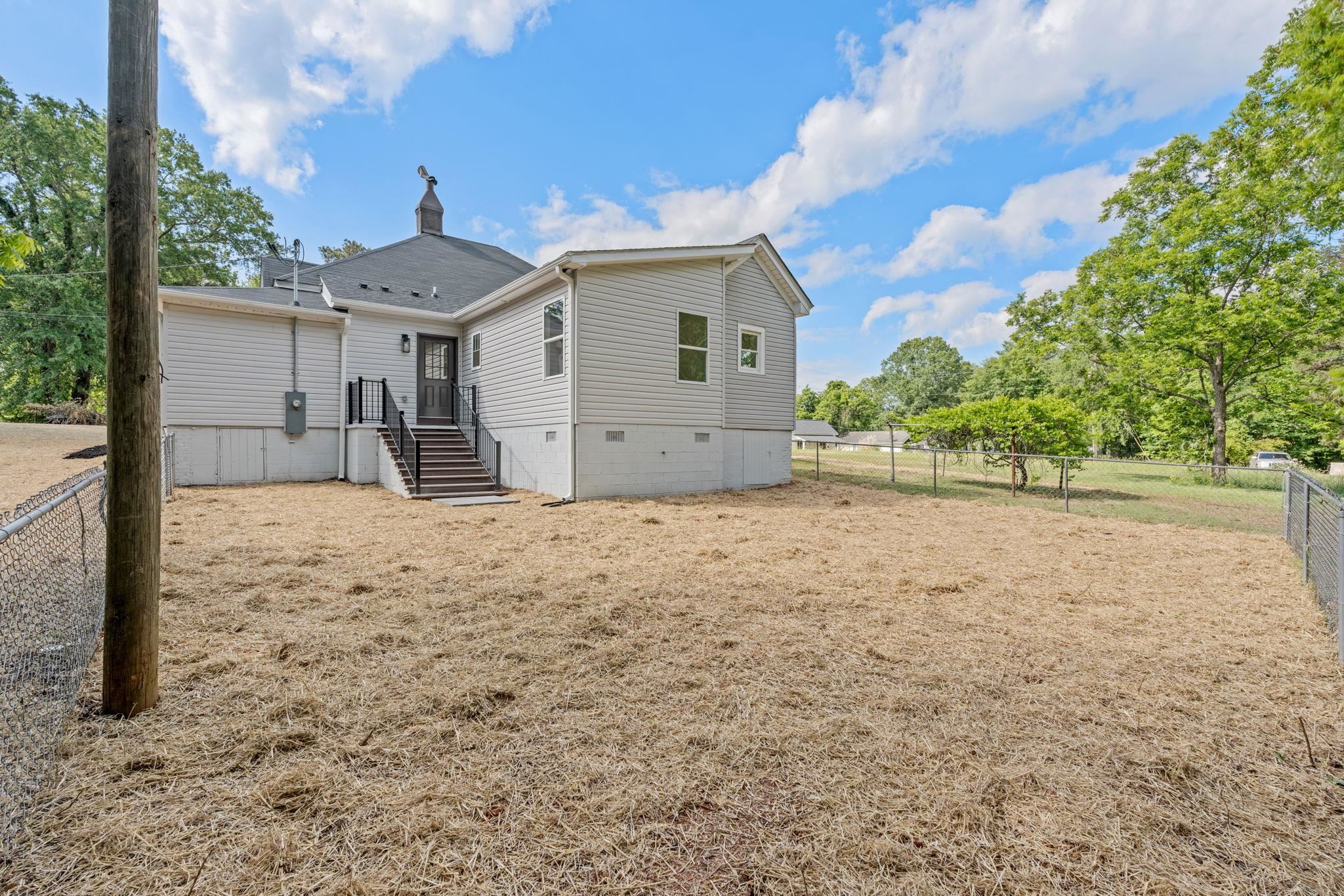 444 W Peachtree Street Property Photo 15