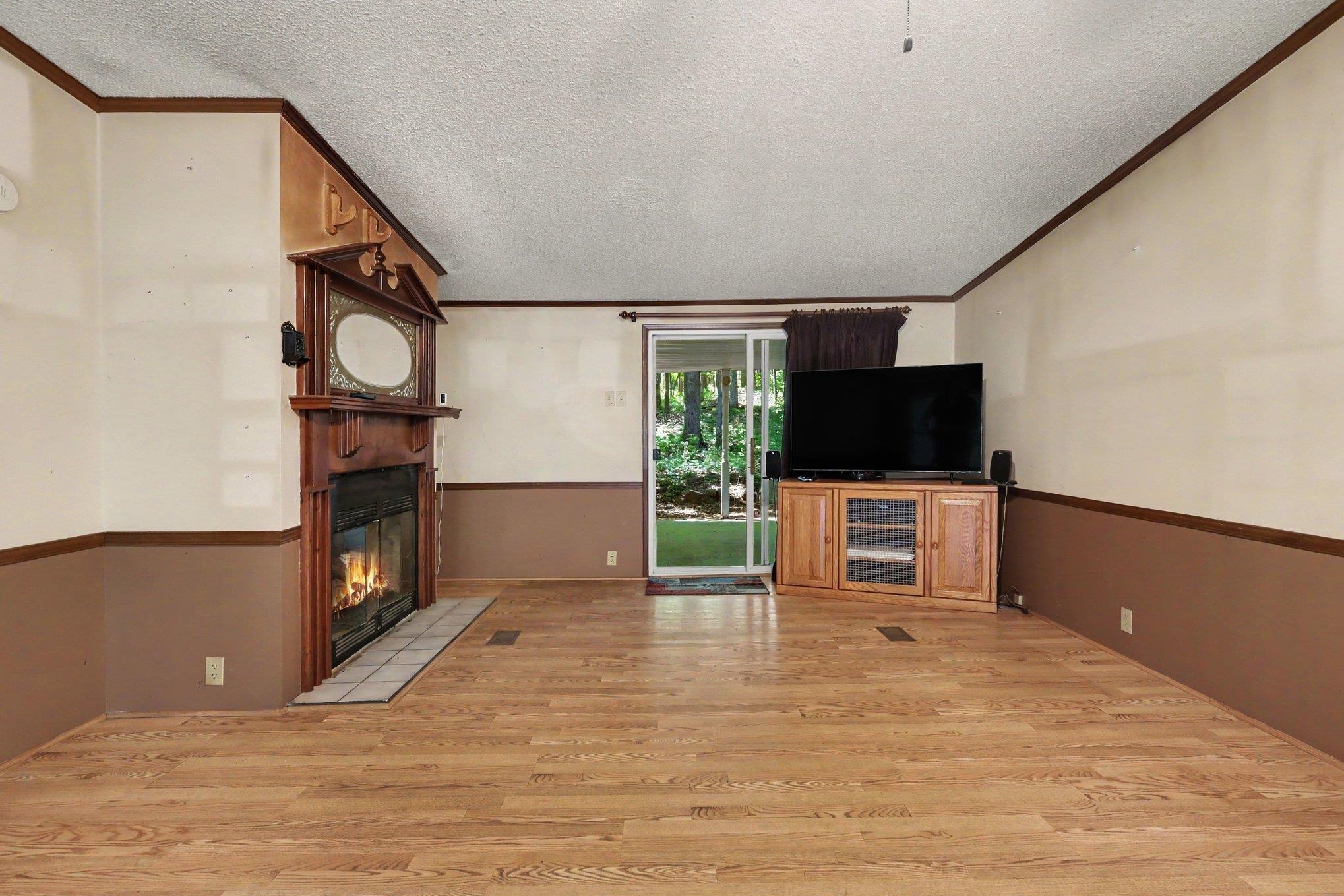 68 Walnut Drive Property Photo 7