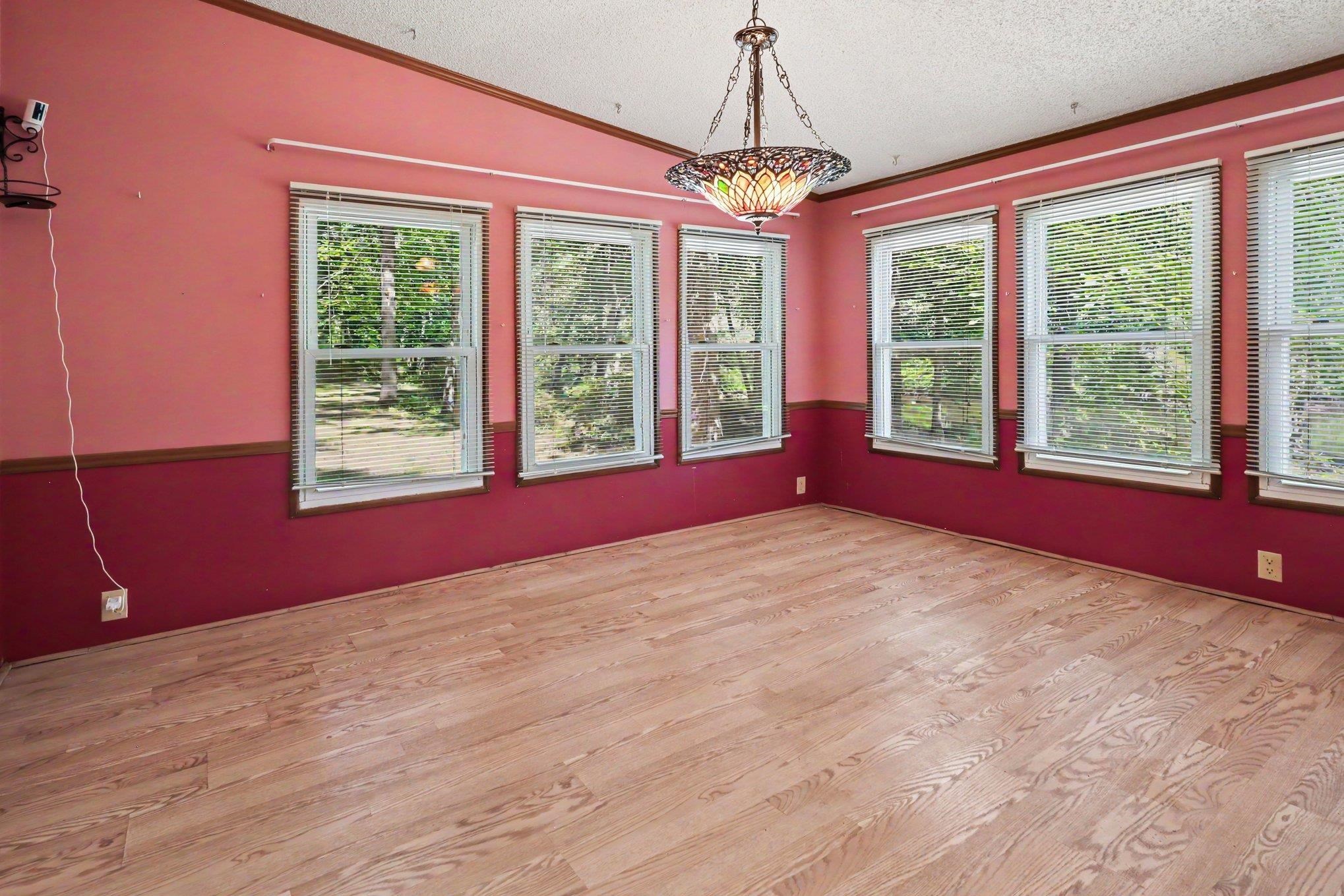 68 Walnut Drive Property Photo 14