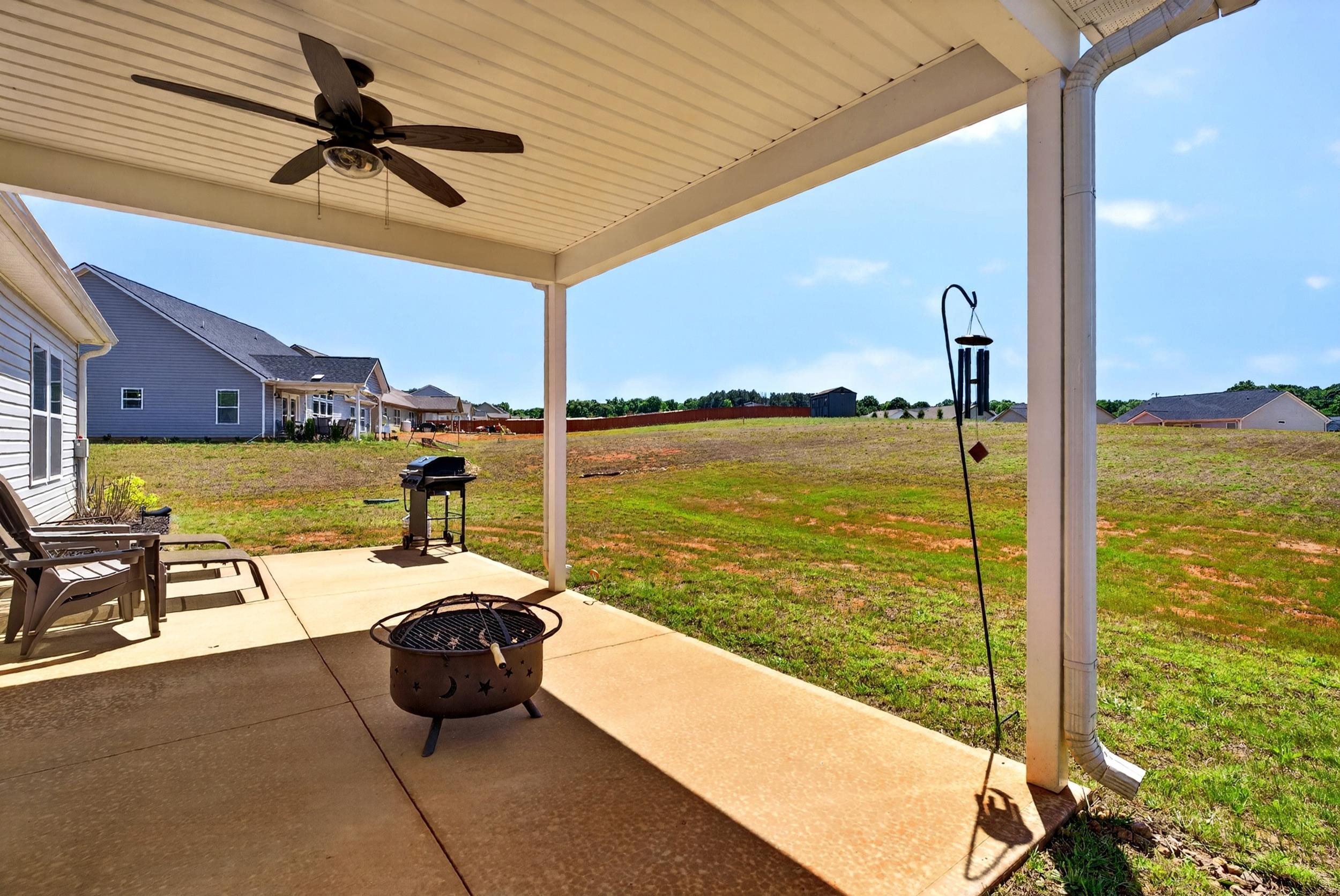 155 Double Creek Dr Property Photo 25