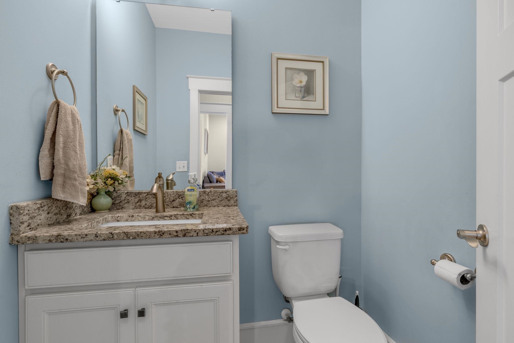 813 Olivine Court Property Photo 14