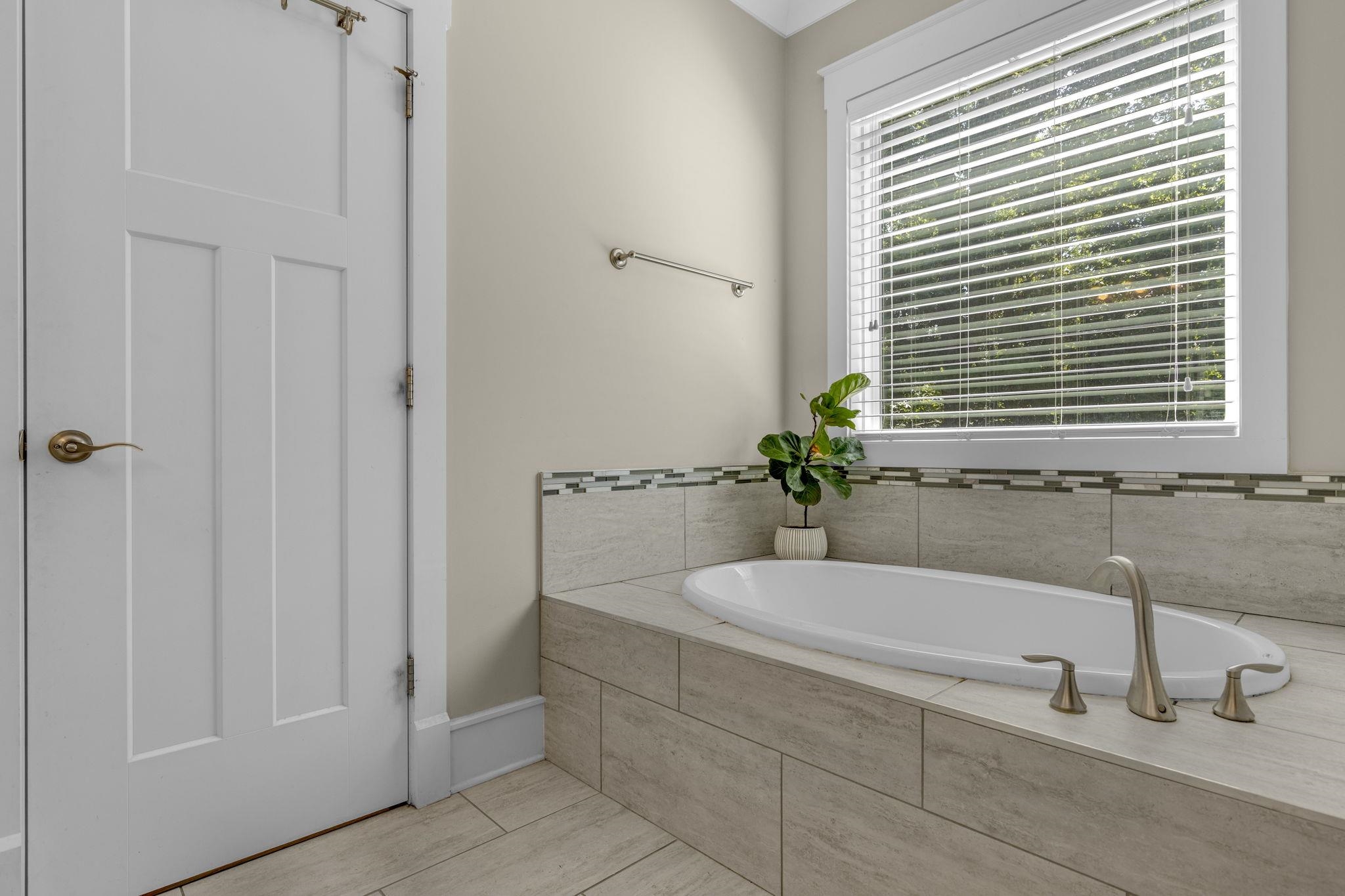 813 Olivine Court Property Photo 20