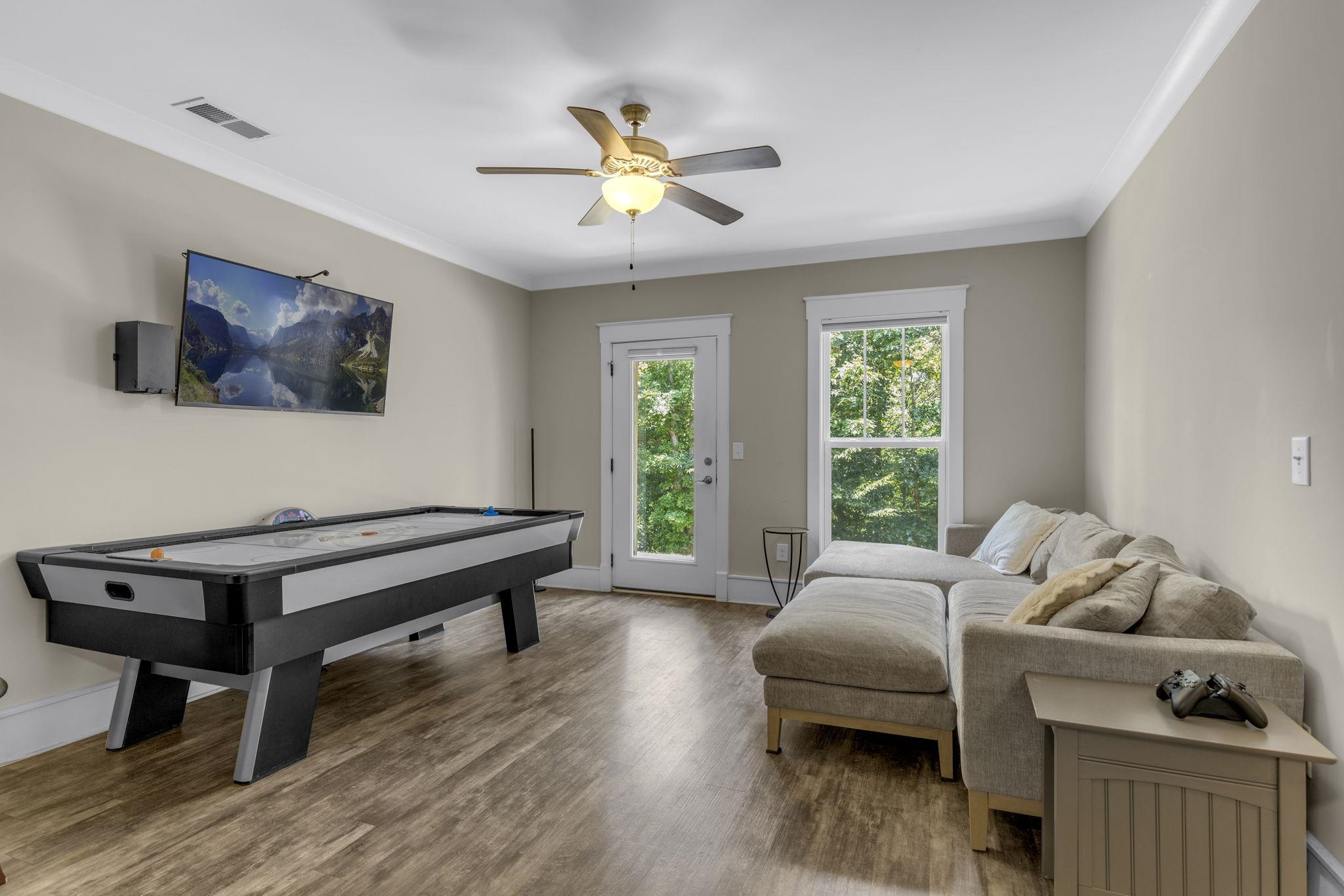 813 Olivine Court Property Photo 29