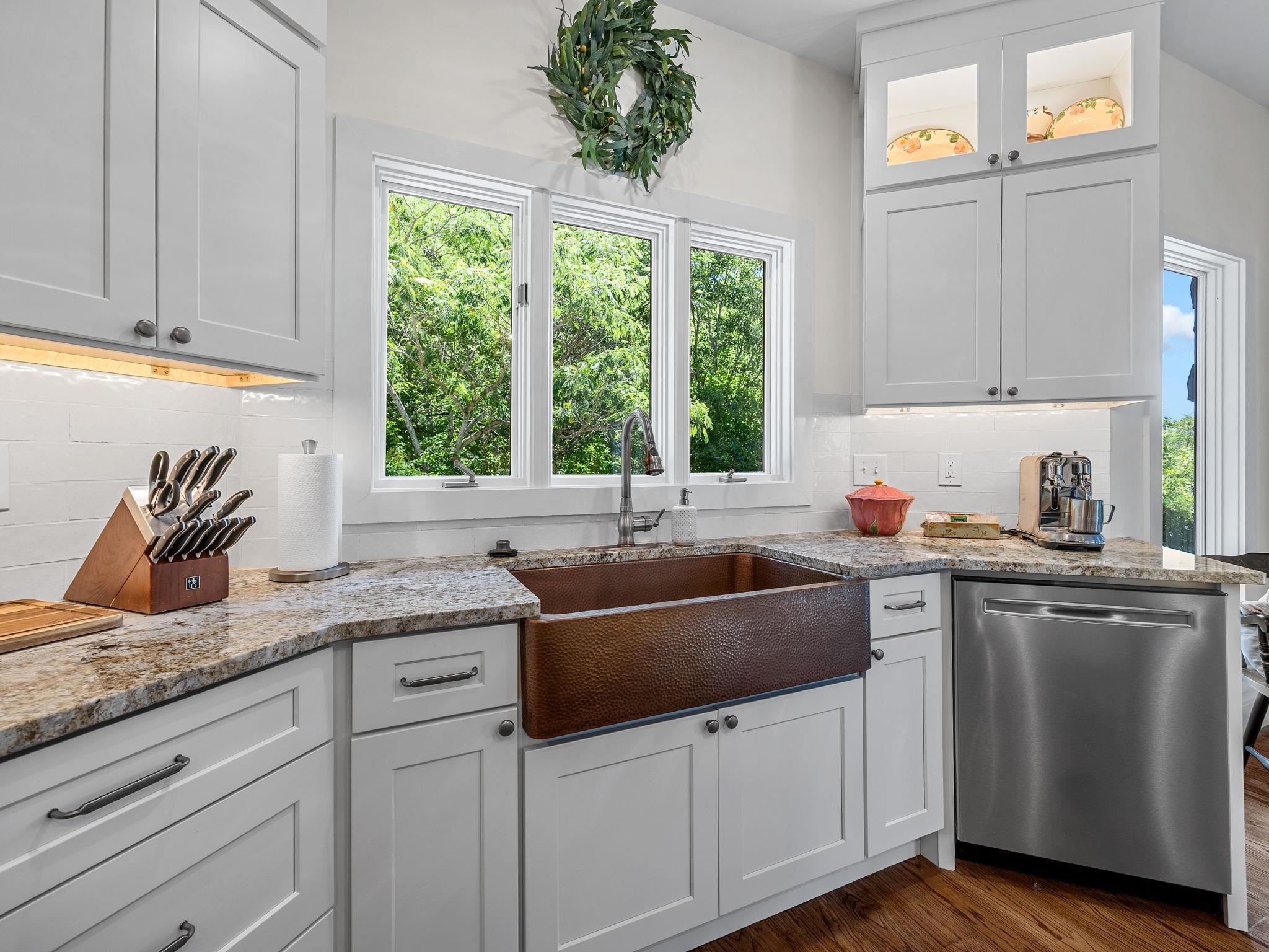181 Lakeshore Drive Property Photo 14