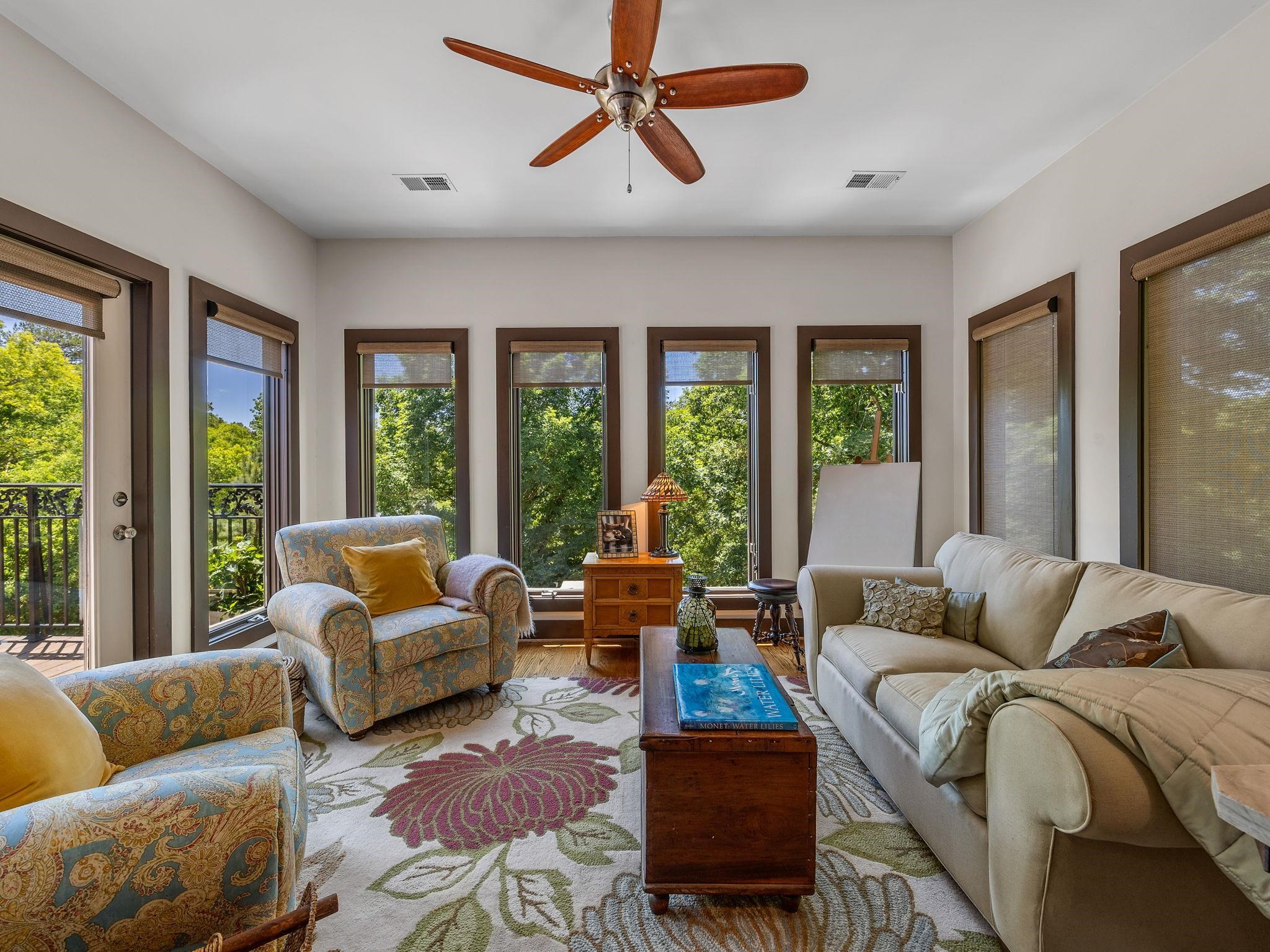 181 Lakeshore Drive Property Photo 18