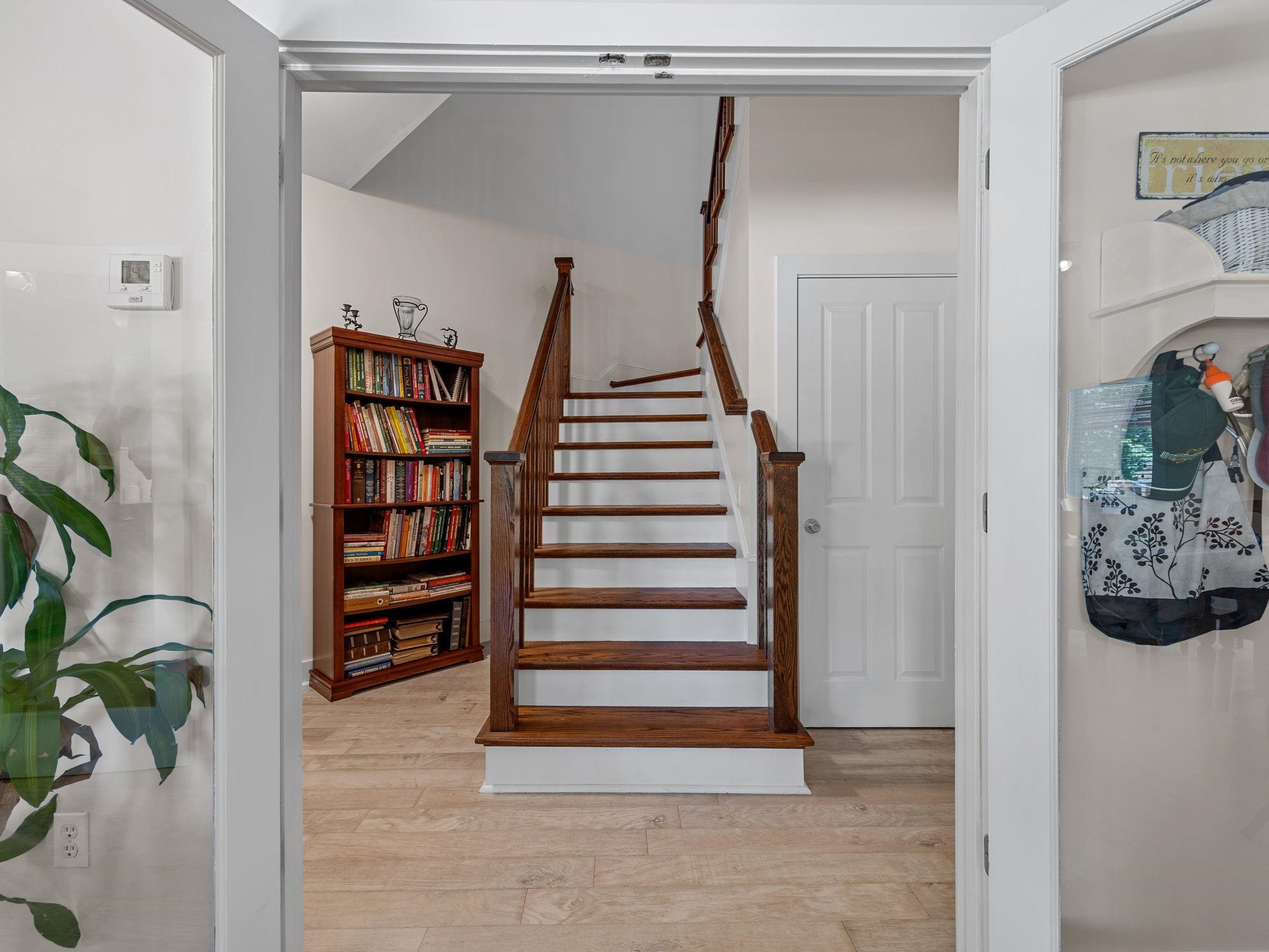 181 Lakeshore Drive Property Photo 25