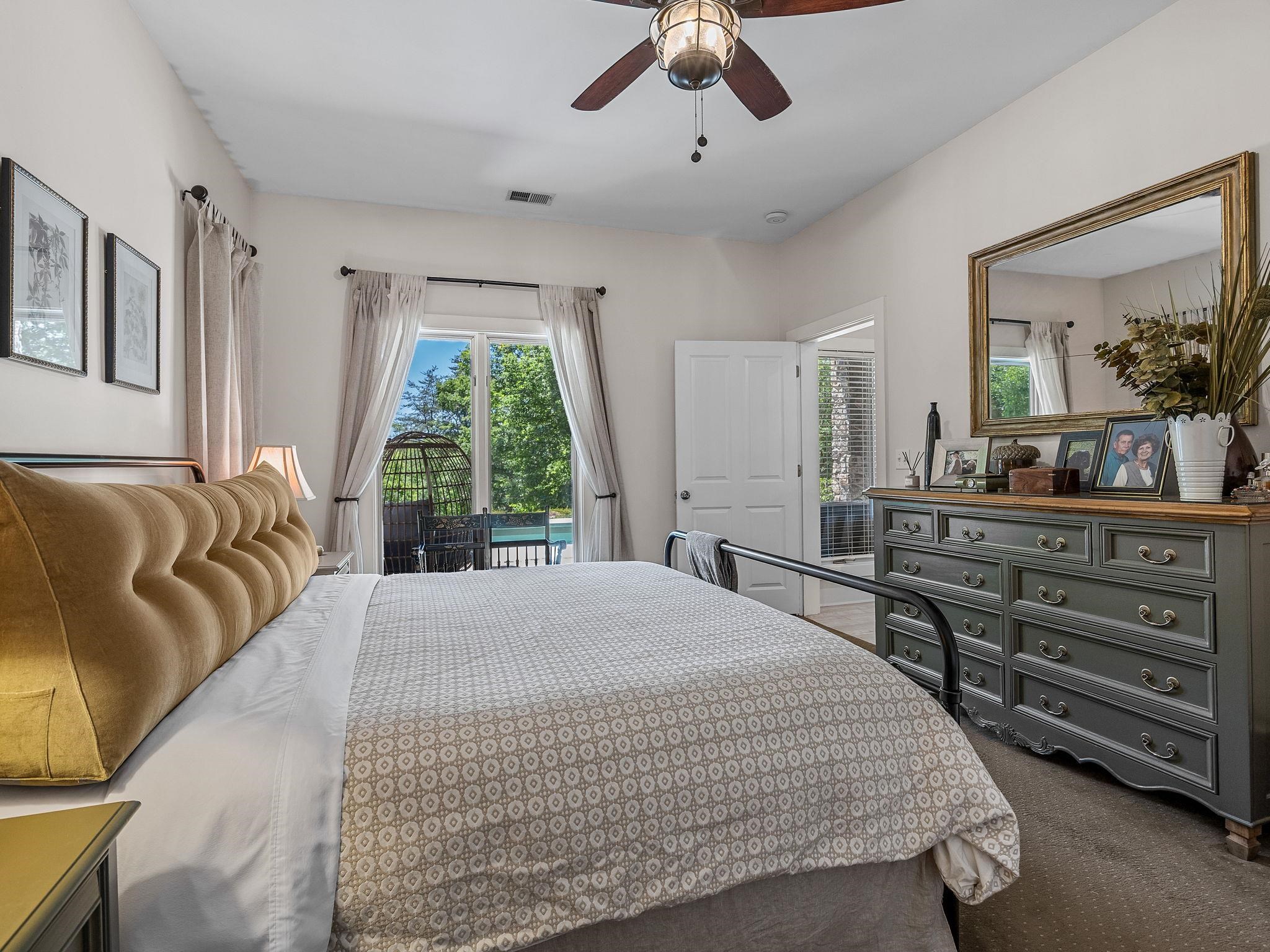 181 Lakeshore Drive Property Photo 32