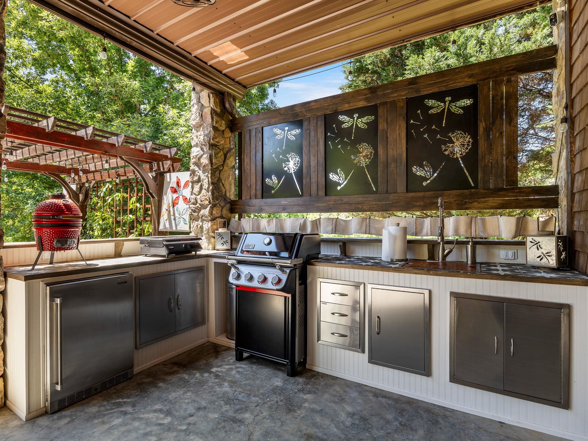 181 Lakeshore Drive Property Photo 40